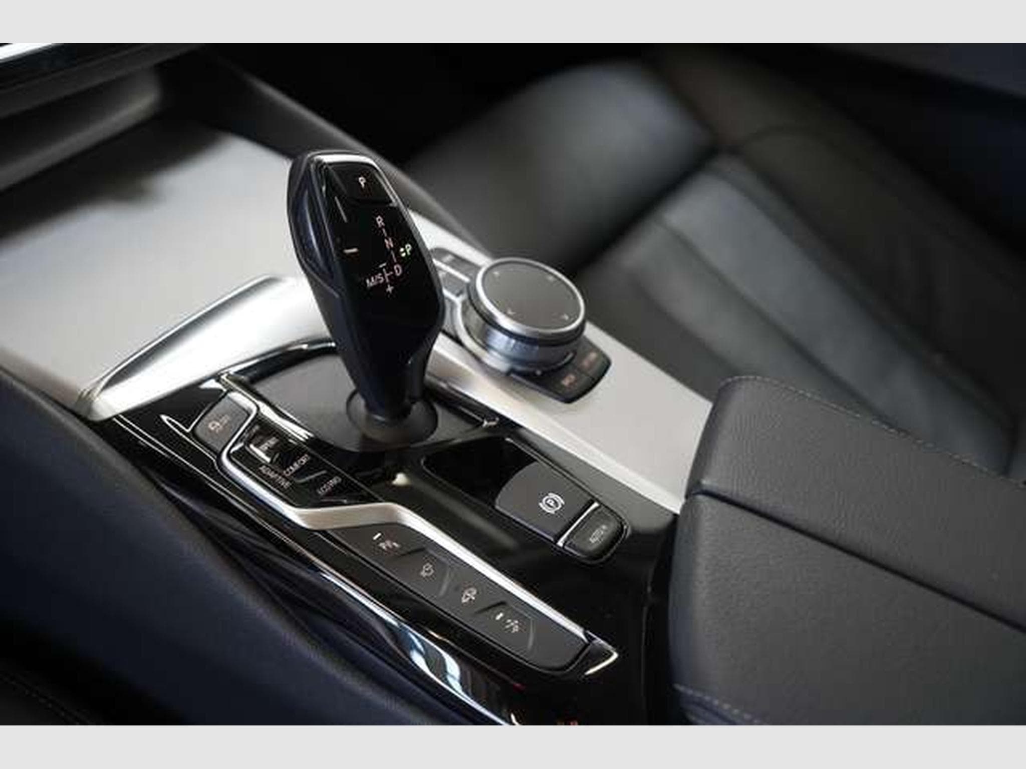 BMW 630 d xDrive *18 *Pano *Live *H-UP (2020) - Photo 26