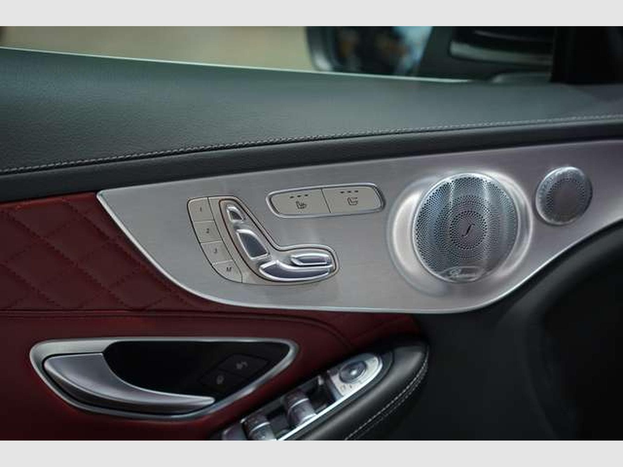 Mercedes C 400 Cabrio 4M AMG Line *19 *Designo *AirScarf (2017) - Photo 31