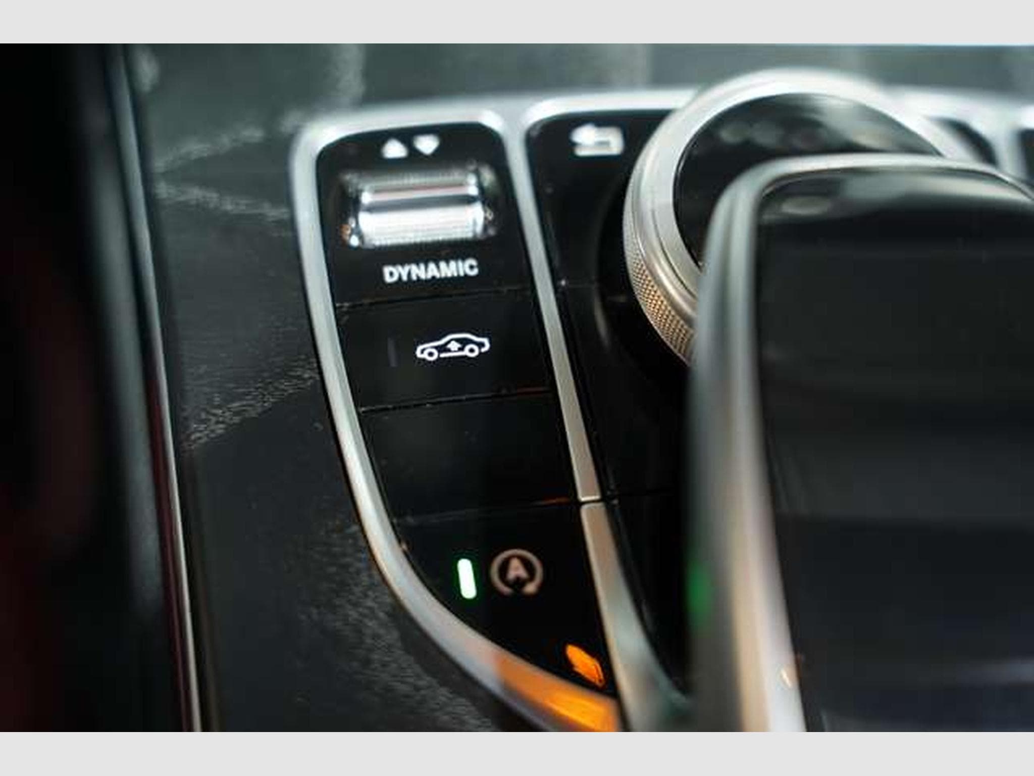 Mercedes C 400 Cabrio 4M AMG Line *19 *Designo *AirScarf (2017) - Photo 34