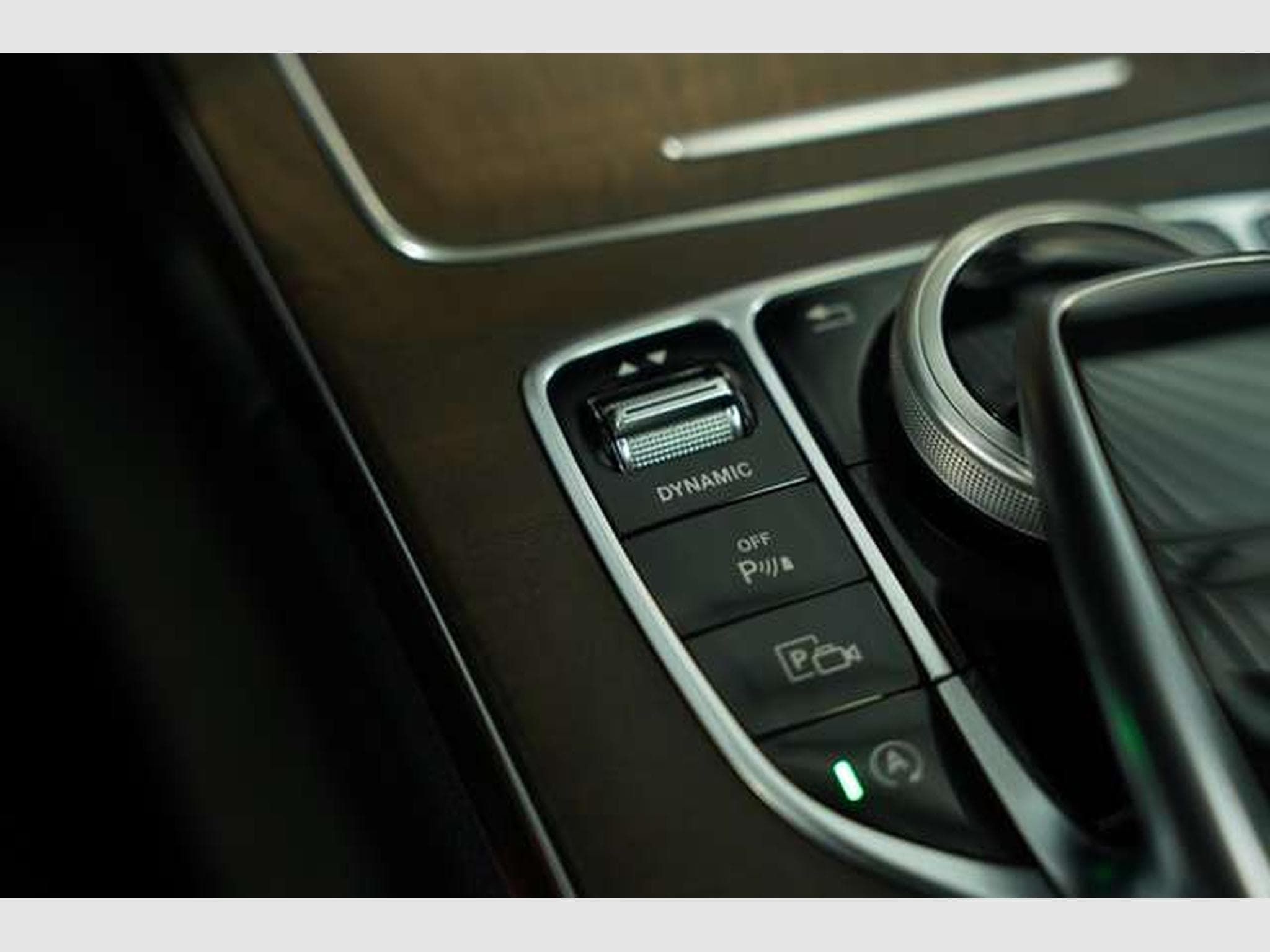 Mercedes C 300 Limousine AMG Line *2.H *19 *Pano *MB100 (2019) - Photo 29