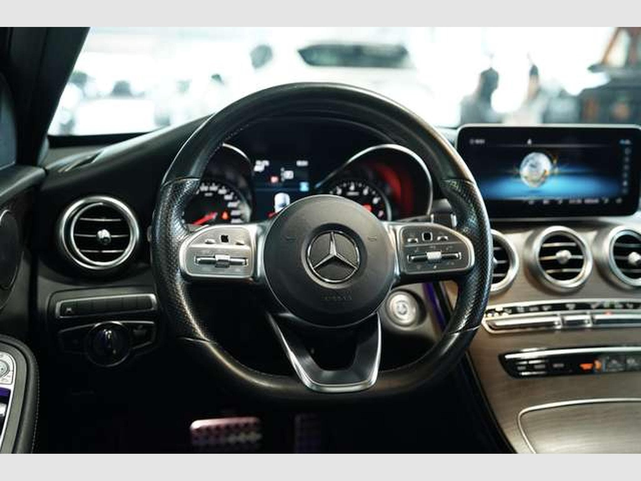 Mercedes C 300 Limousine AMG Line *2.H *19 *Pano *MB100 (2019) - Photo 43
