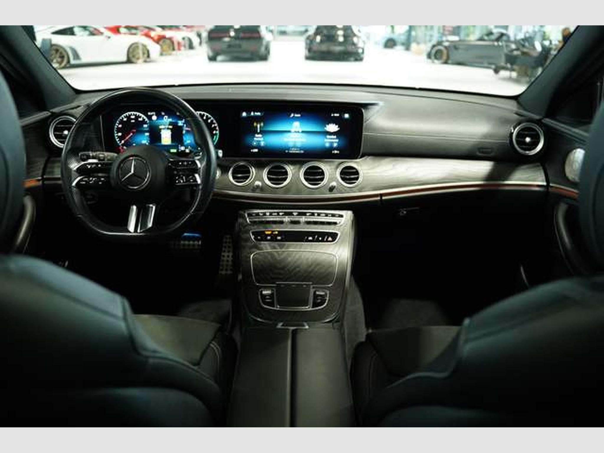 Mercedes E 300 e T AMG Line *Pano *BURM *Night (2021) - Photo 43