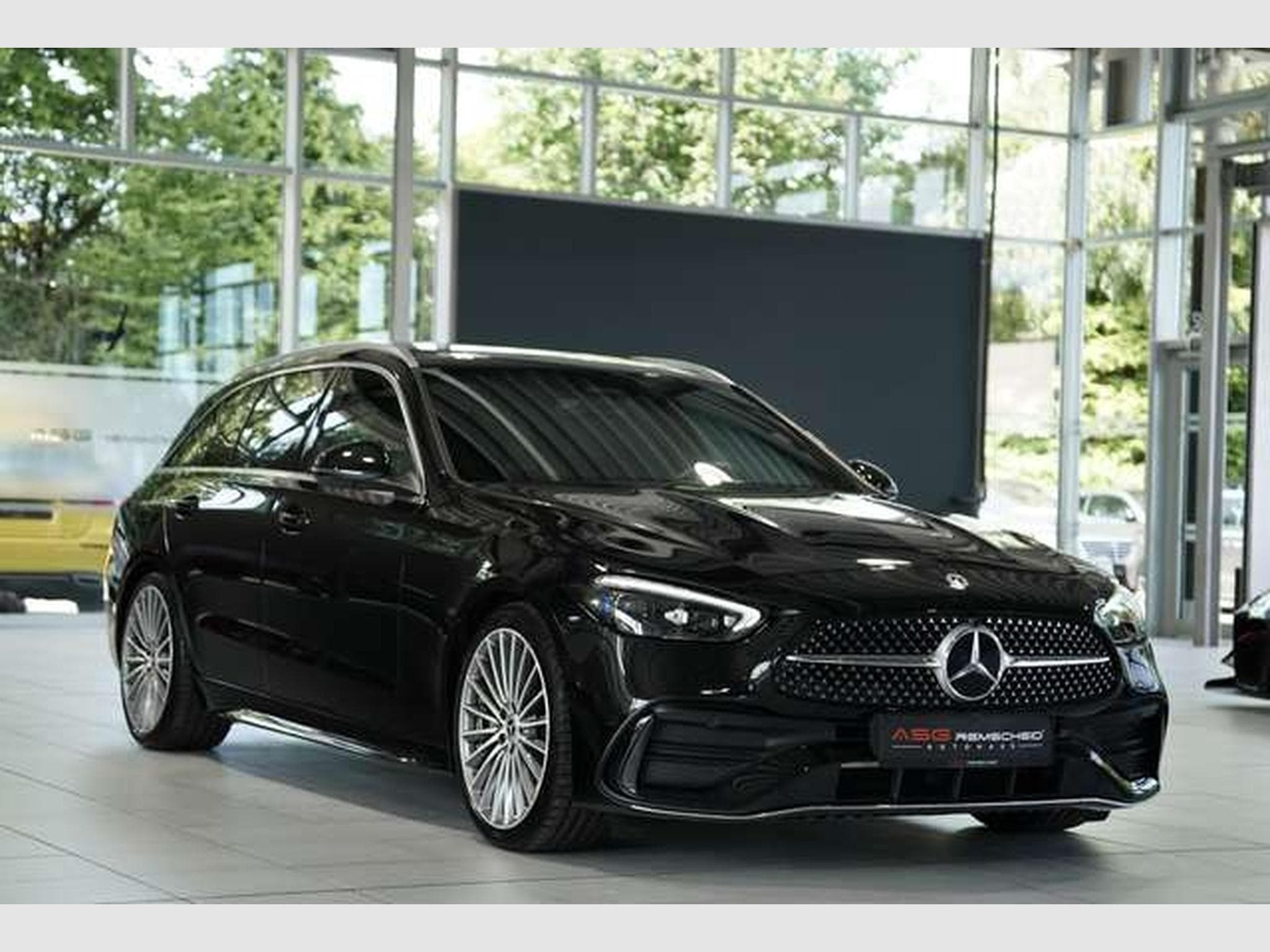 Mercedes C 200 T AMG Line *2.H *19 *Pano *AHK *Digital (2022) - Photo 5