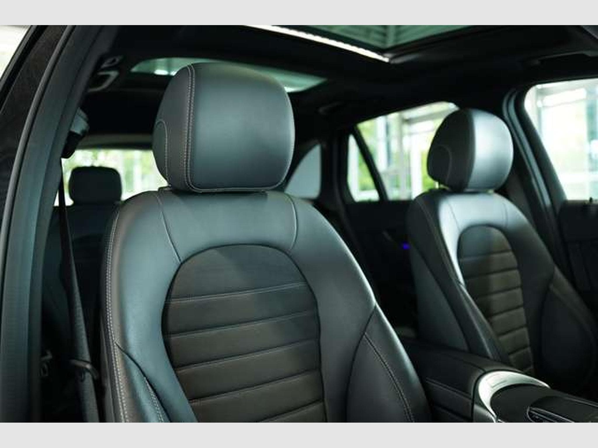 Mercedes GLC 220 d 4M AMG-Line 2.H *20*Pano*Ambiente*ACC (2021) - Photo 18