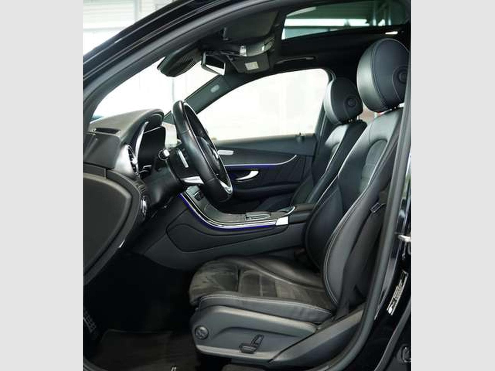 Mercedes GLC 220 d 4M AMG-Line 2.H *20*Pano*Ambiente*ACC (2021) - Photo 22