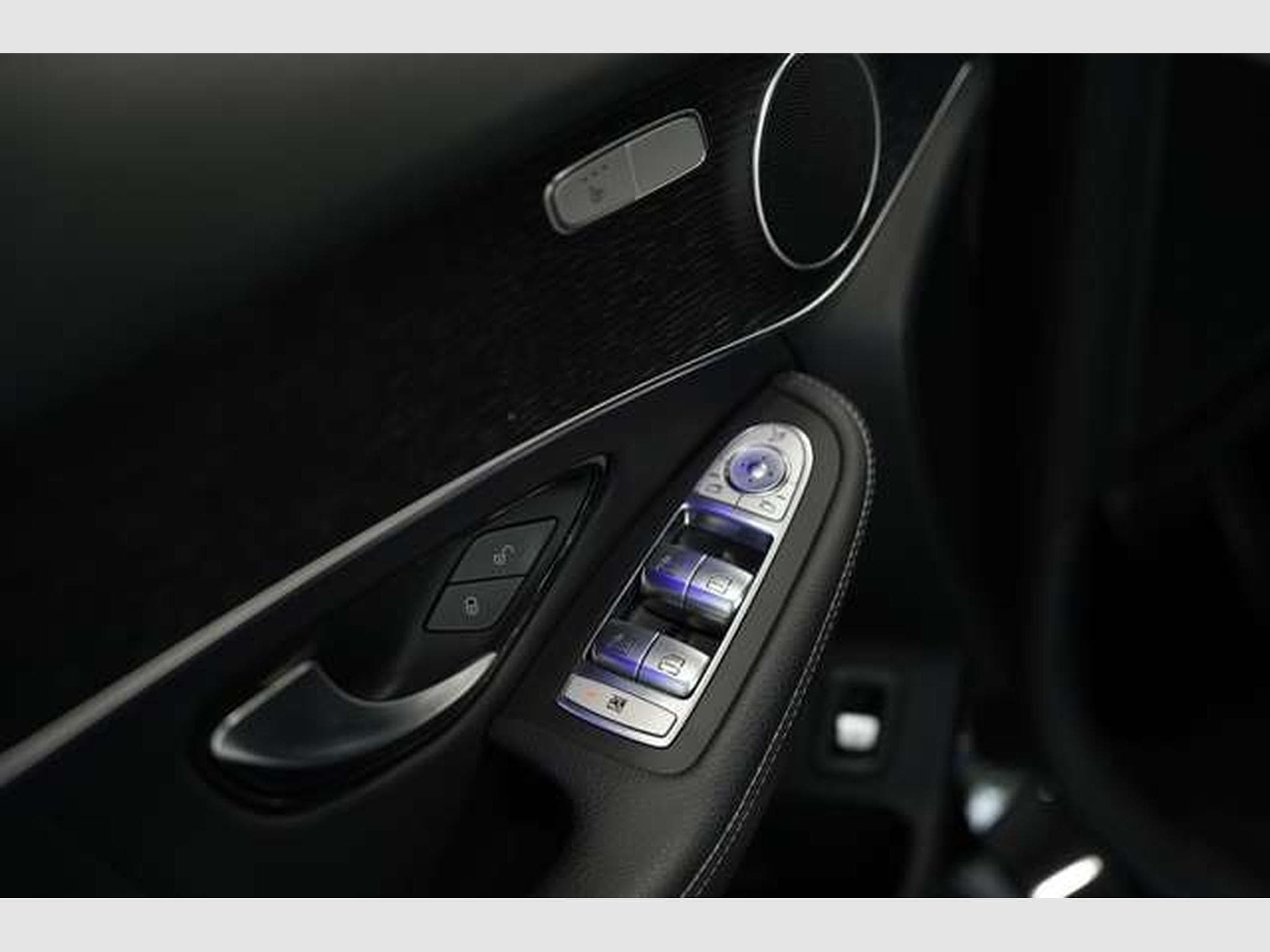 Mercedes GLC 220 d 4M AMG-Line 2.H *20*Pano*Ambiente*ACC (2021) - Photo 23