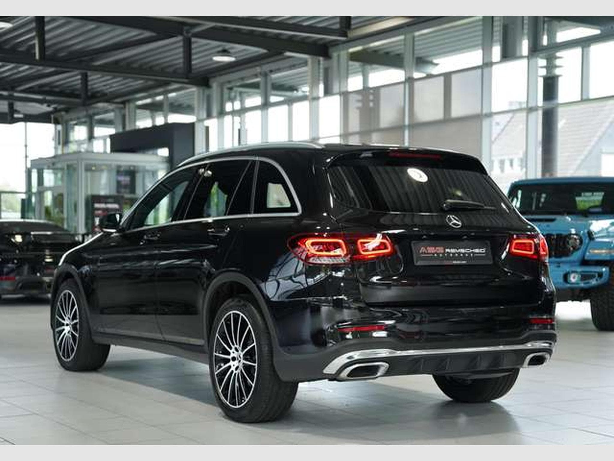 Mercedes GLC 220 d 4M AMG-Line 2.H *20*Pano*Ambiente*ACC (2021) - Photo 9