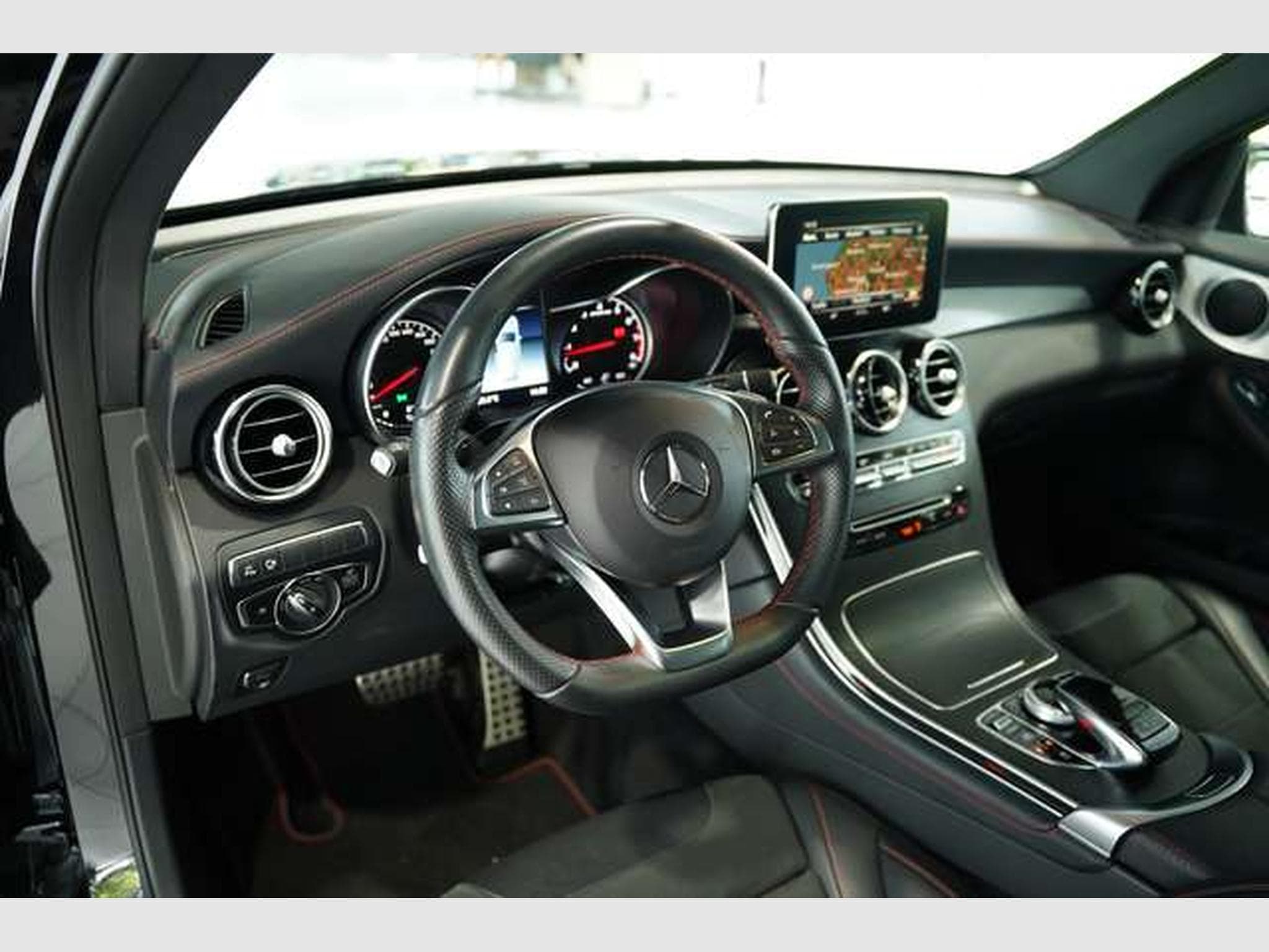 Mercedes GLC 43 AMG 4M 1.Hand *21Zoll *AHK*Pano*360*ILS (2017) - Photo 29