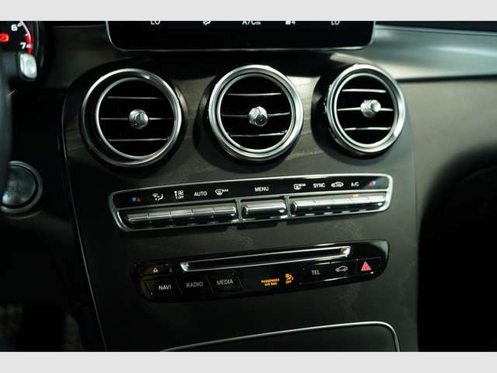 Mercedes GLC 43 AMG 4M 1.Hand *21Zoll *AHK*Pano*360*ILS (2017) - Photo 31