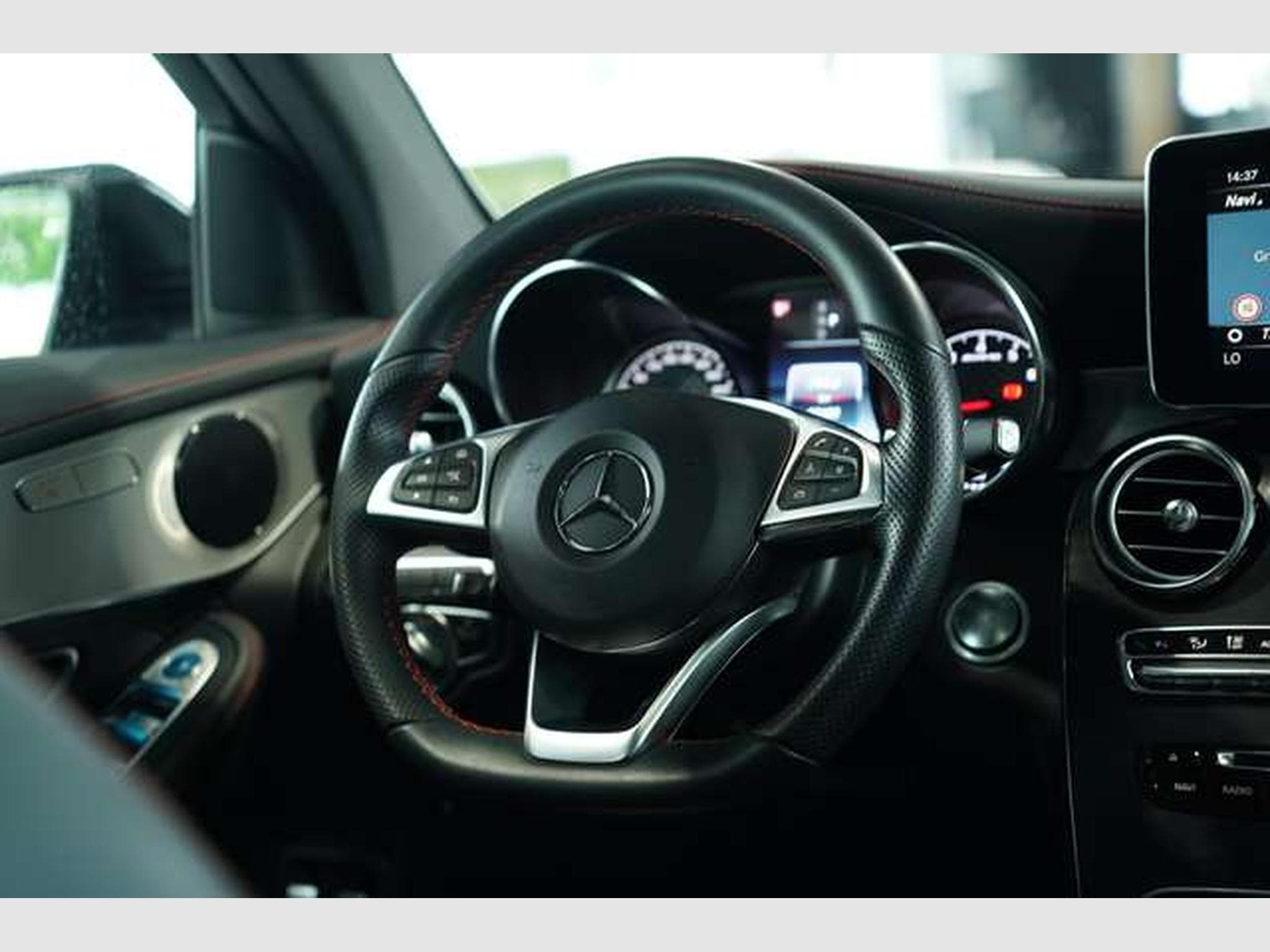 Mercedes GLC 43 AMG 4M 1.Hand *21Zoll *AHK*Pano*360*ILS (2017) - Photo 41