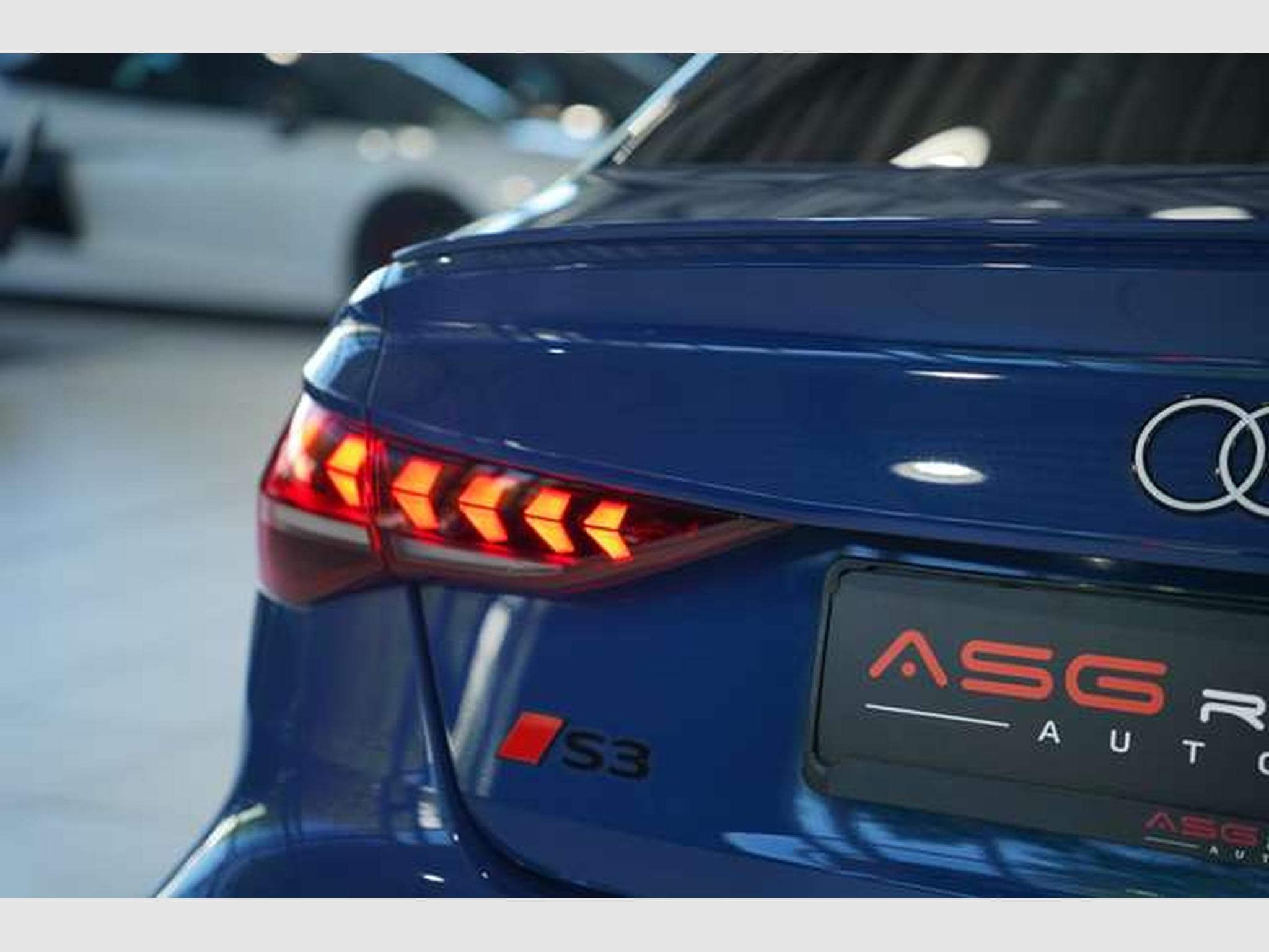 Audi S3 Limousine q. *2H *19 *Matrix*Garantie*Schale (2024) - Photo 12