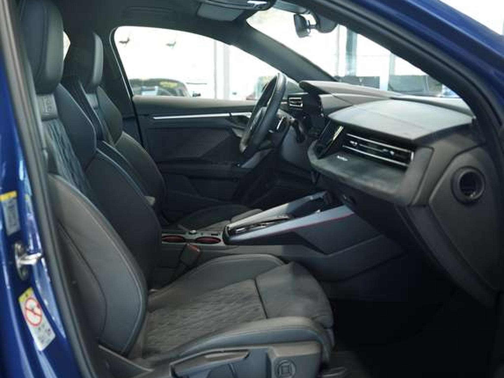 Audi S3 Limousine q. *2H *19 *Matrix*Garantie*Schale (2024) - Photo 15