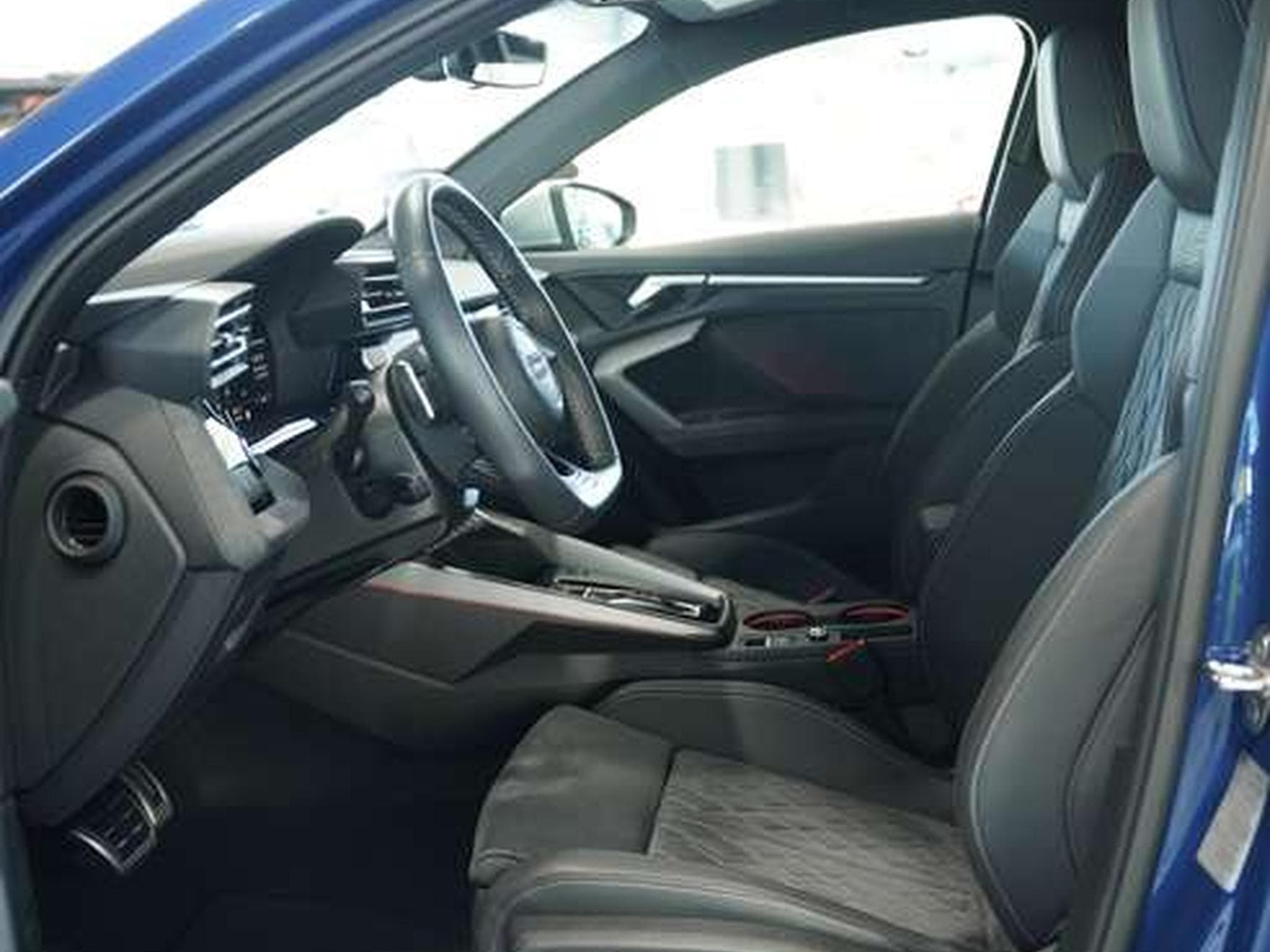 Audi S3 Limousine q. *2H *19 *Matrix*Garantie*Schale (2024) - Photo 22