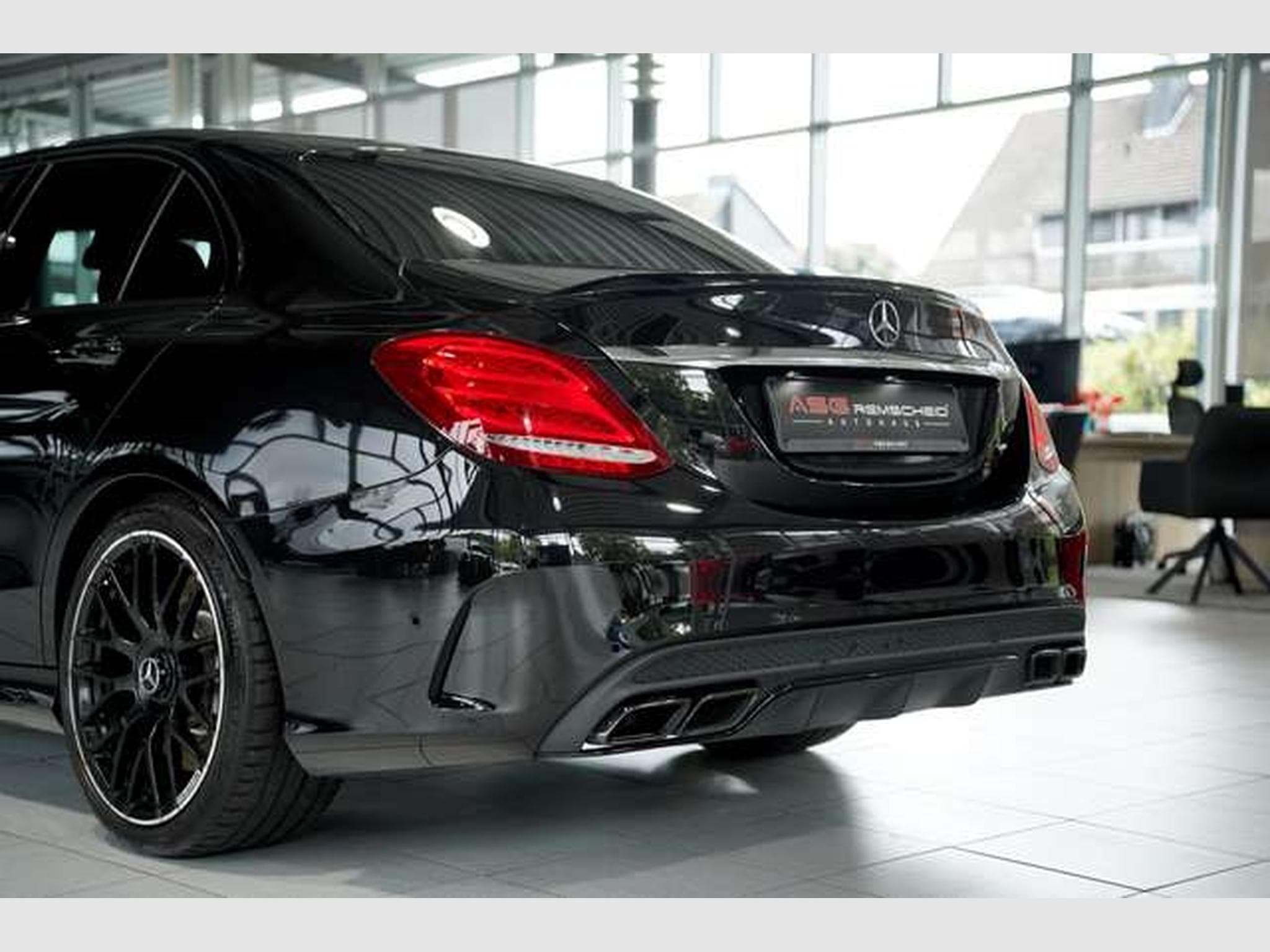 Mercedes C 63 AMG Limousine 2.H *19 *Perf-AGA*Night*BURM (2017) - Photo 14