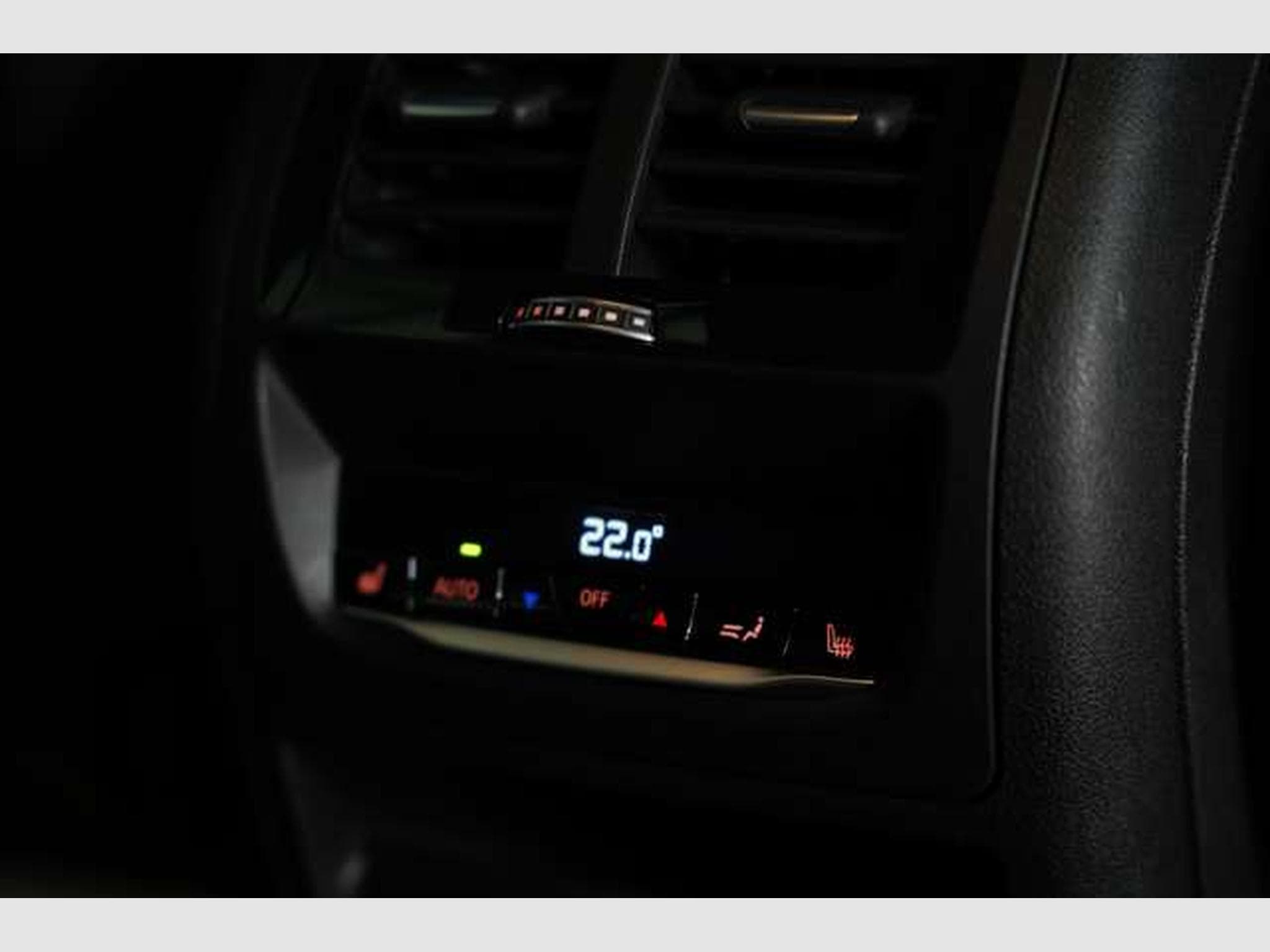 BMW X4M Competition 2.H *21 *Carbon*HUD*Schale*H&K (2020) - Photo 23