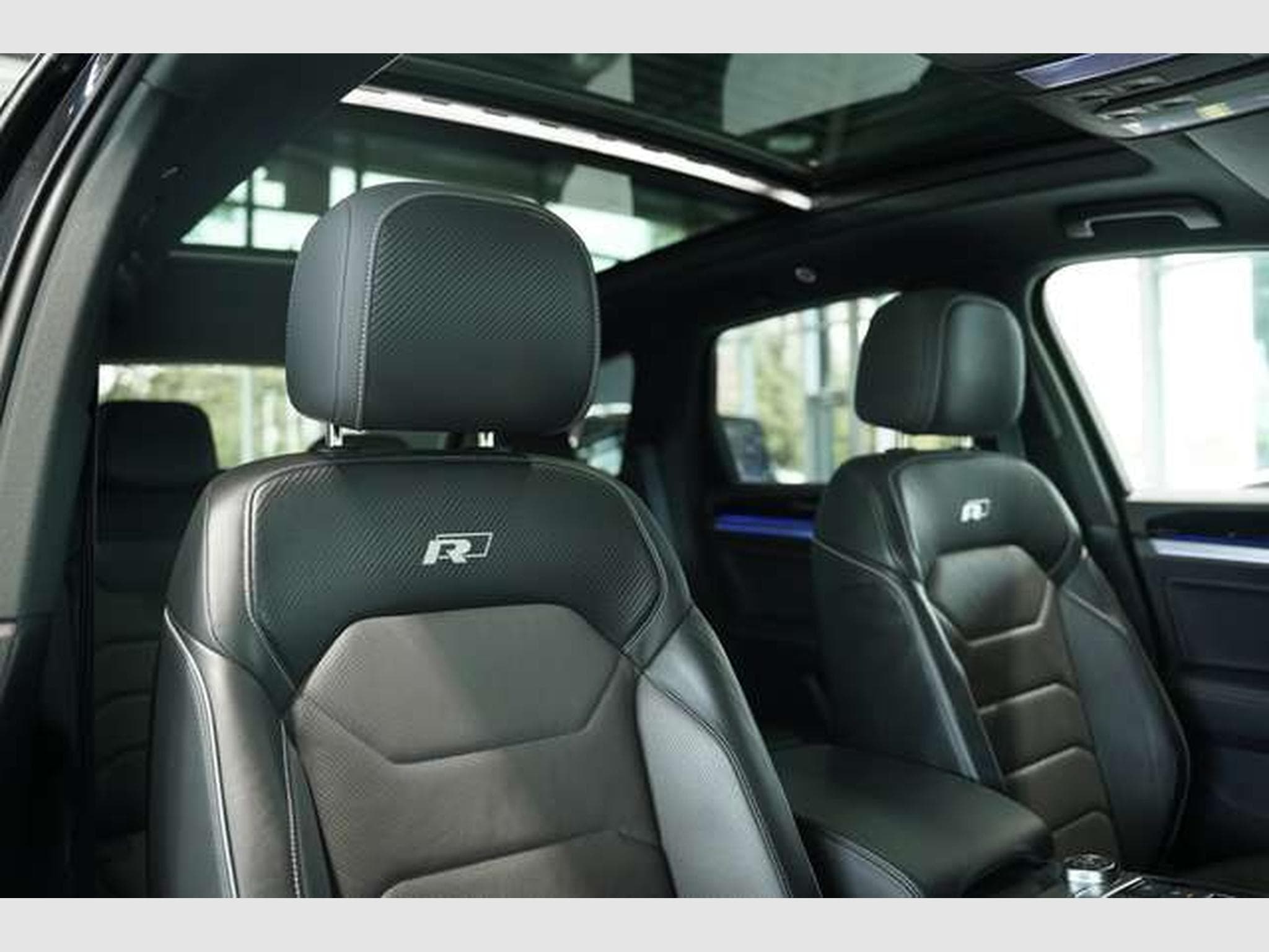 VW Touareg R-Line 4M 2.H *21*Pano*LUFT*Memory*H-UP (2020) - Photo 17