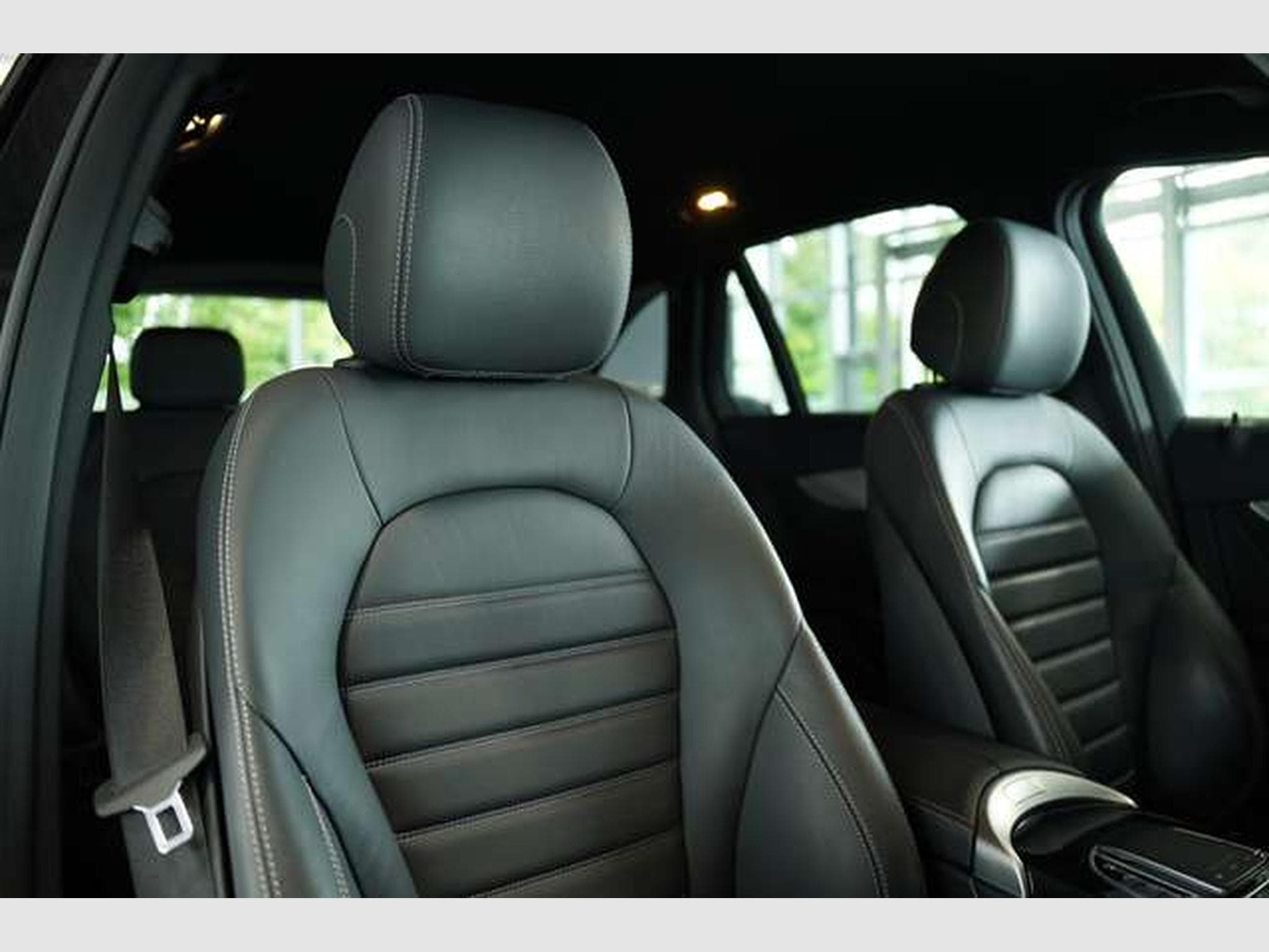 Mercedes GLC 400 d 4M AMG Line *1.H *Digital *AHK *Night (2022) - Photo 17
