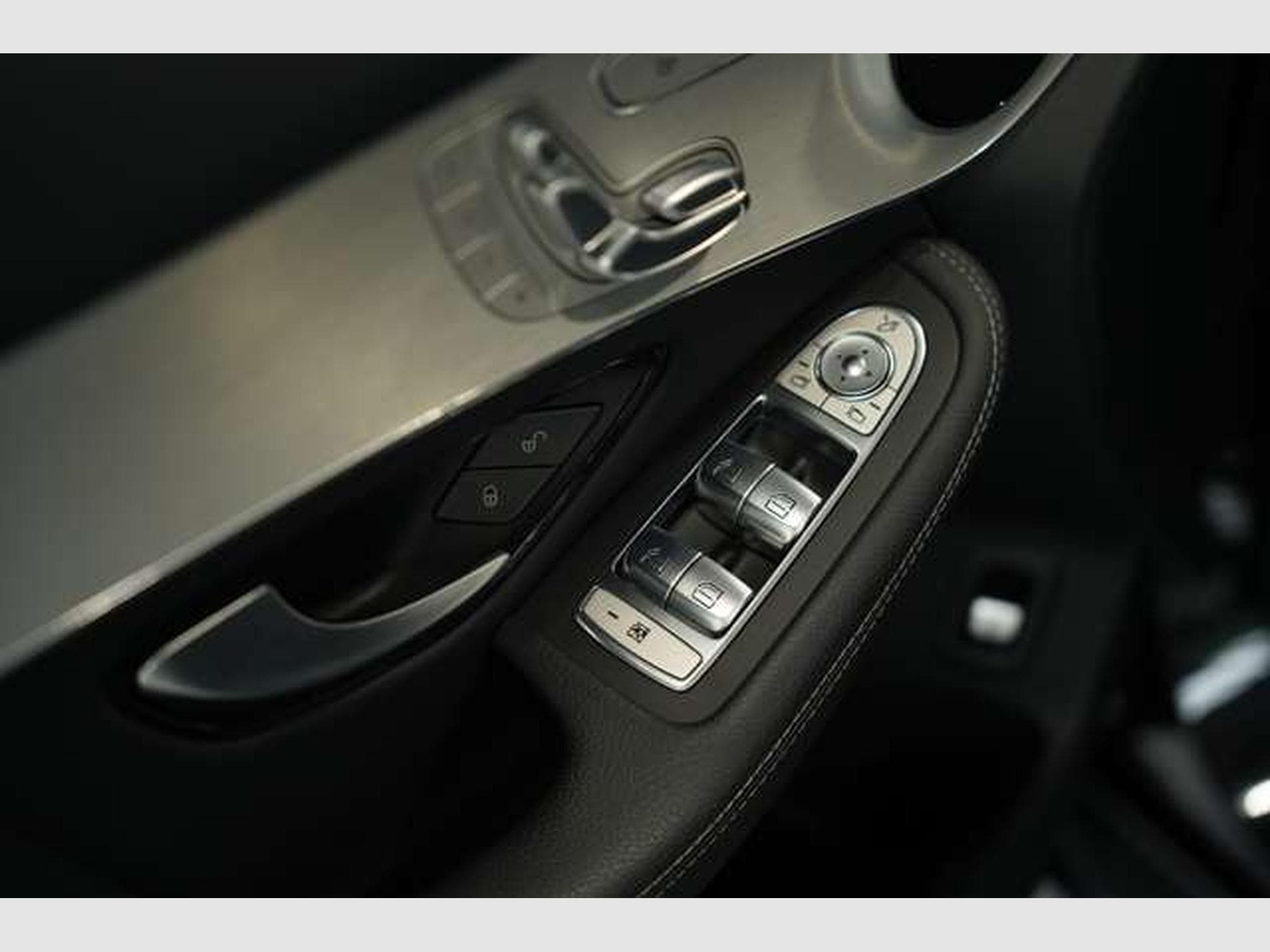 Mercedes GLC 400 d 4M AMG Line *1.H *Digital *AHK *Night (2022) - Photo 22