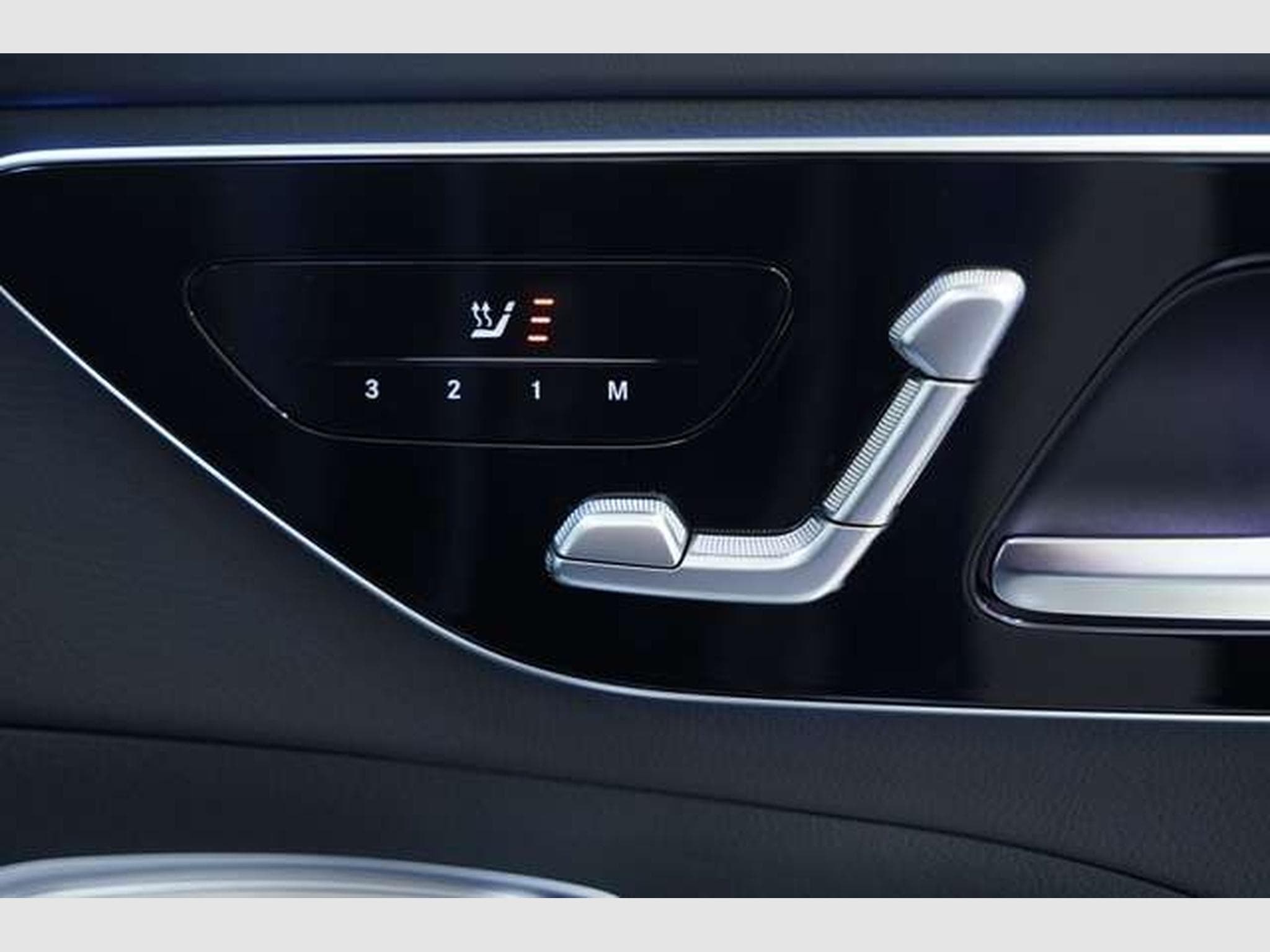 Mercedes C 300 T d AMG Line *1.HD*19*Distr.*Pano*Digital (2024) - Photo 16