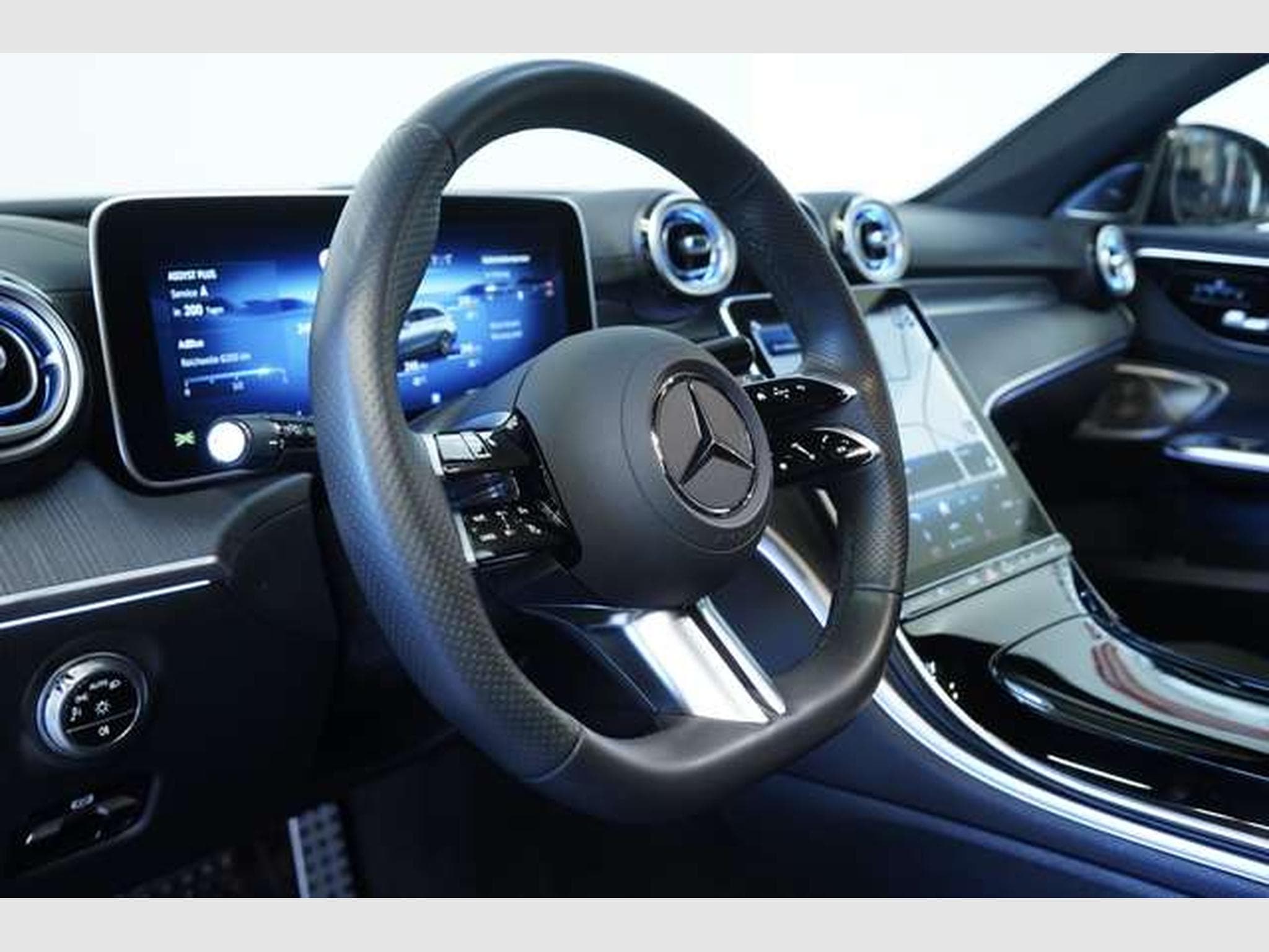 Mercedes C 300 T d AMG Line *1.HD*19*Distr.*Pano*Digital (2024) - Photo 20