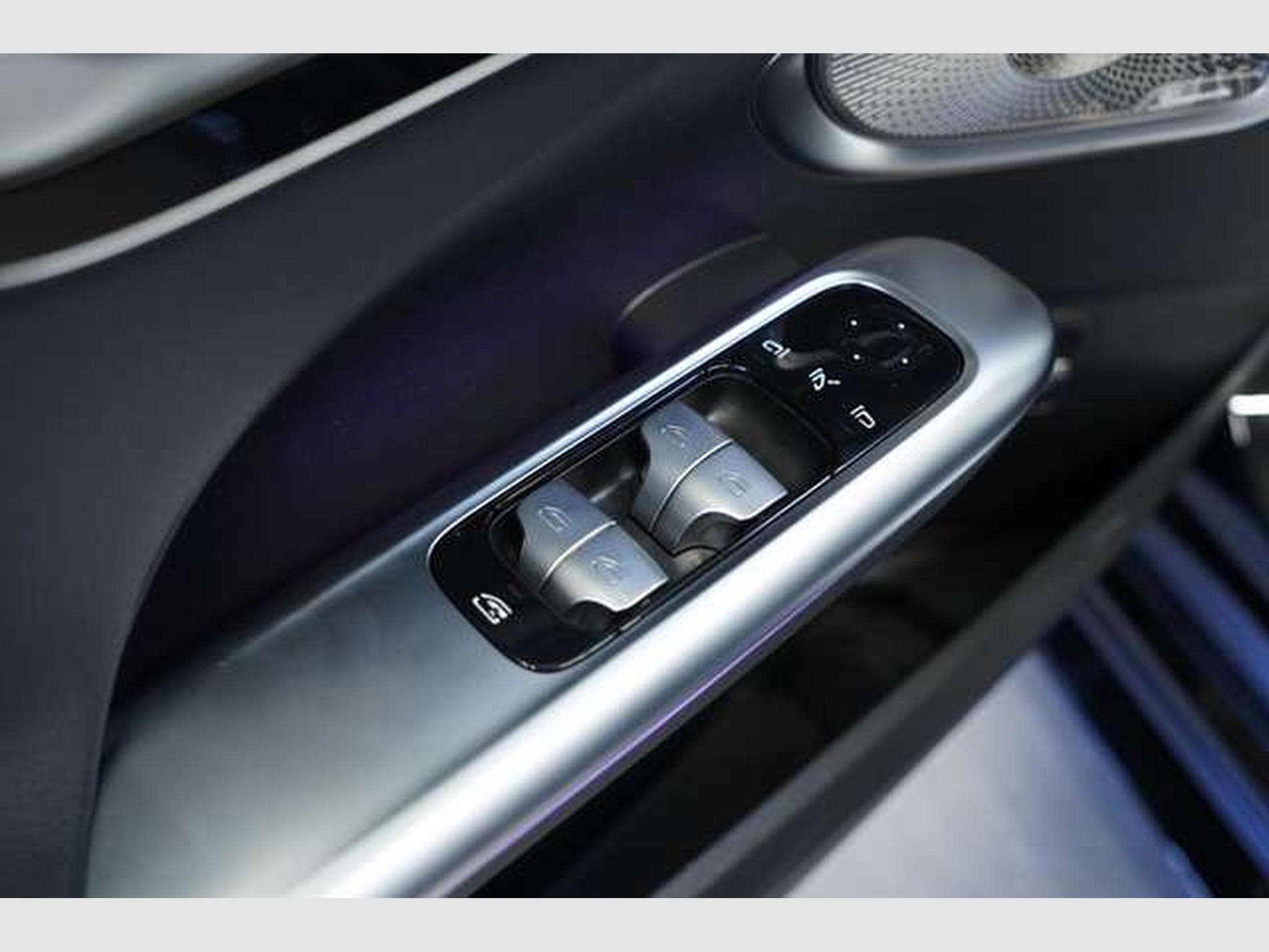 Mercedes C 300 T d AMG Line *1.HD*19*Distr.*Pano*Digital (2024) - Photo 21