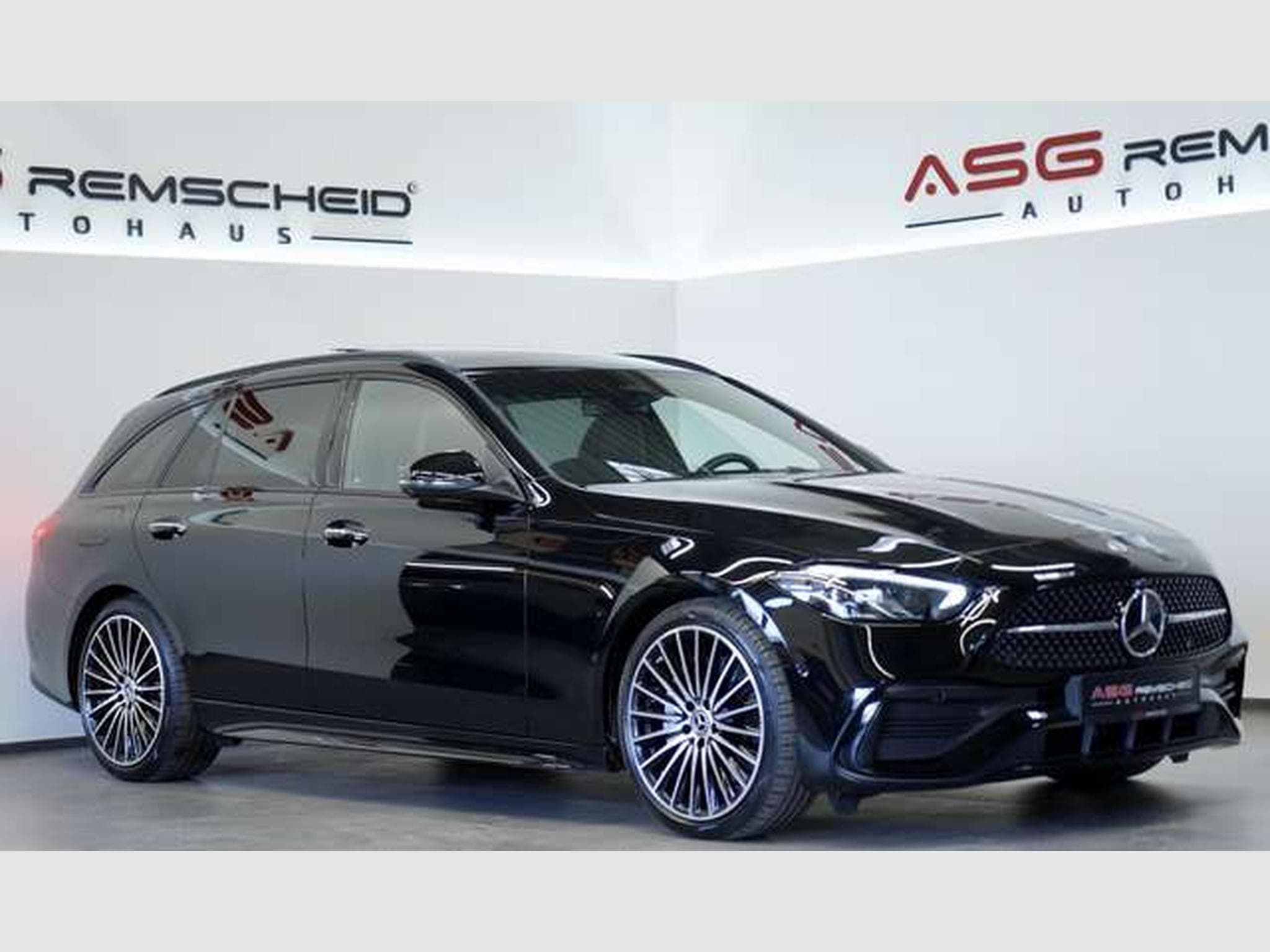 Mercedes C 300 T d AMG Line *1.HD*19*Distr.*Pano*Digital (2024) - Photo 5
