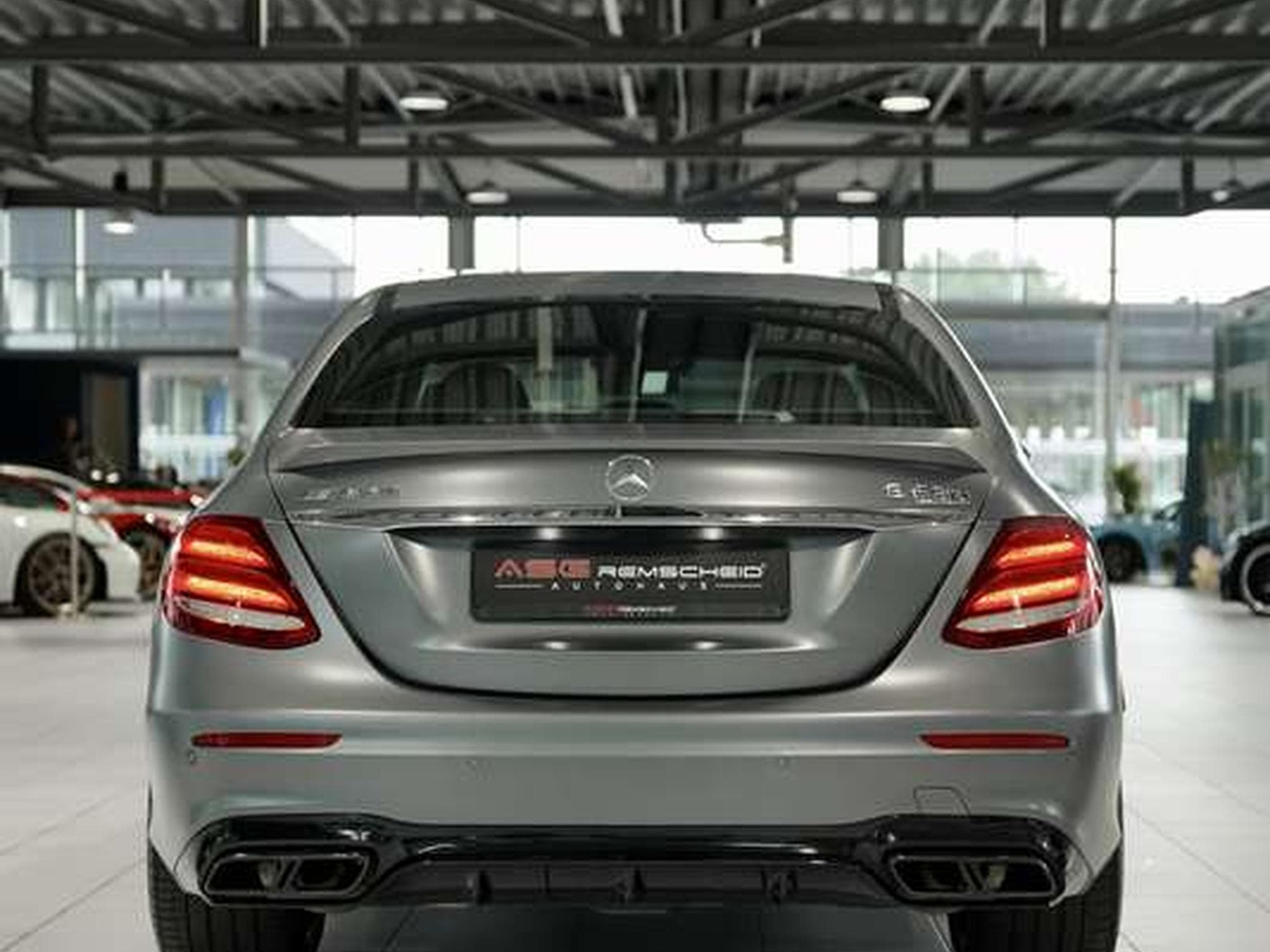 Mercedes E 63 AMG S 4M+ Limousine *Perf-AGA*Perf-Sitz (2018) - Photo 16