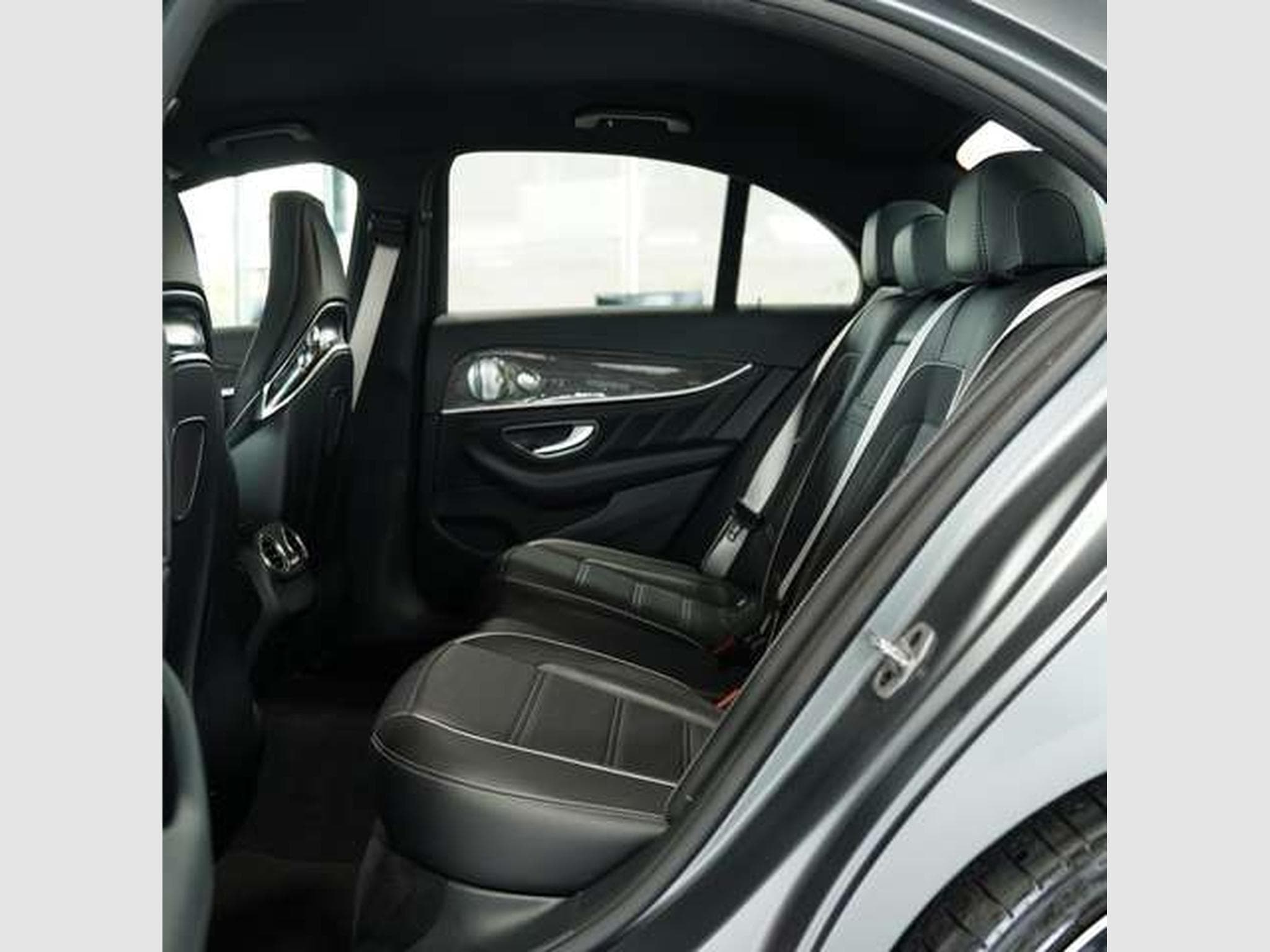 Mercedes E 63 AMG S 4M+ Limousine *Perf-AGA*Perf-Sitz (2018) - Photo 32