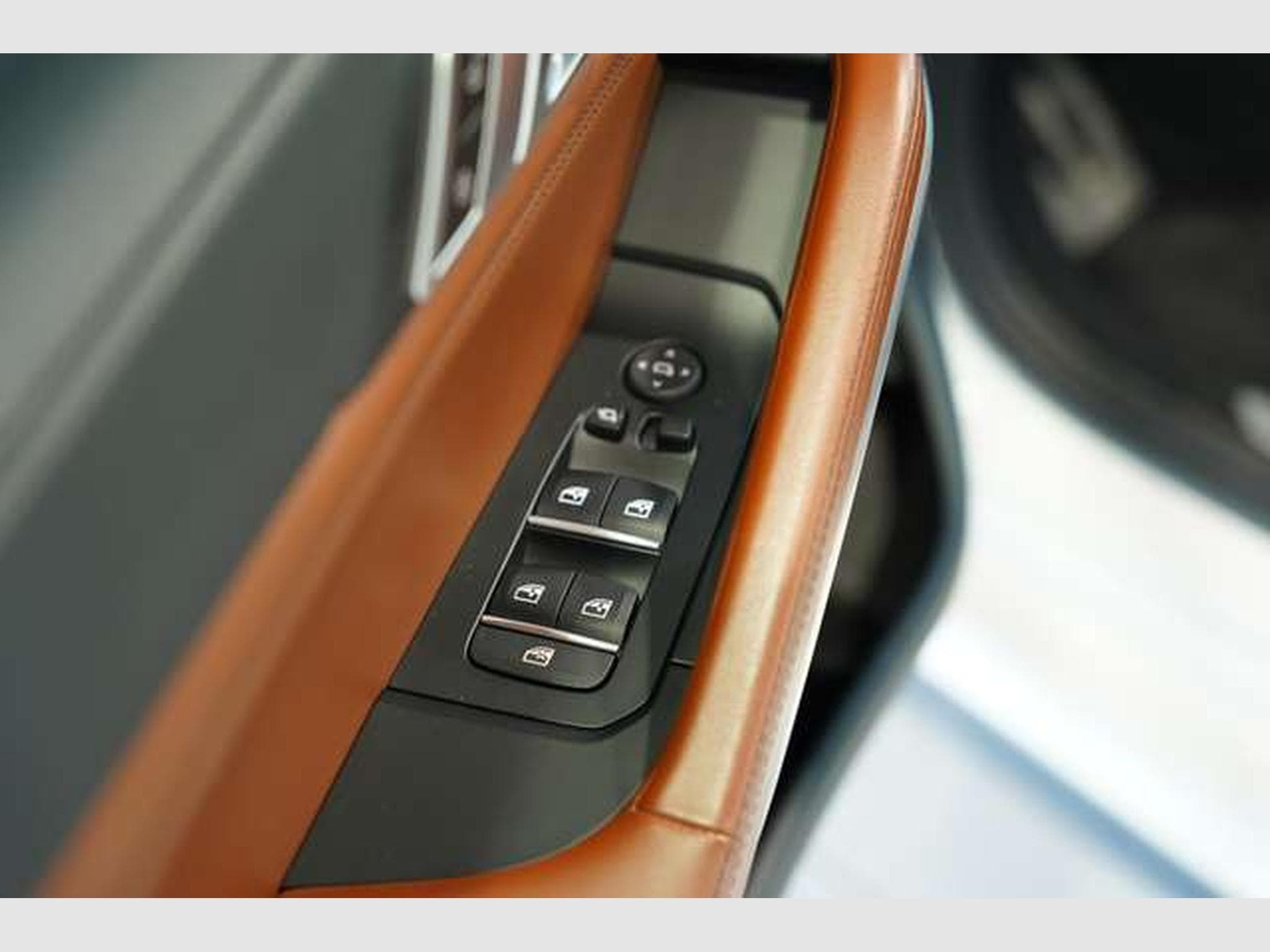 BMW X6 xD 40 d M Sport *1.Hand *AHK *Memory *H&K (2021) - Photo 24