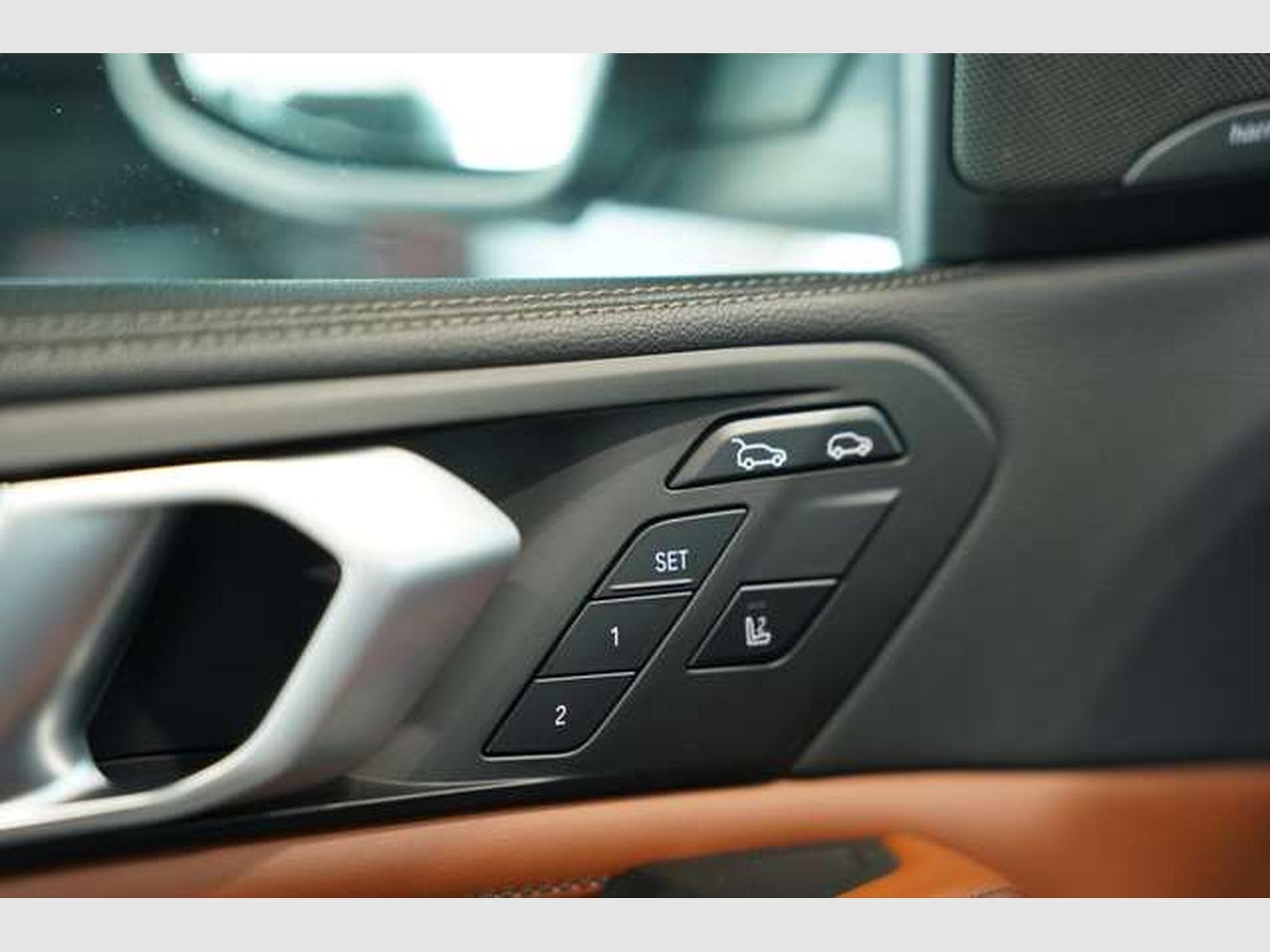 BMW X6 xD 40 d M Sport *1.Hand *AHK *Memory *H&K (2021) - Photo 25