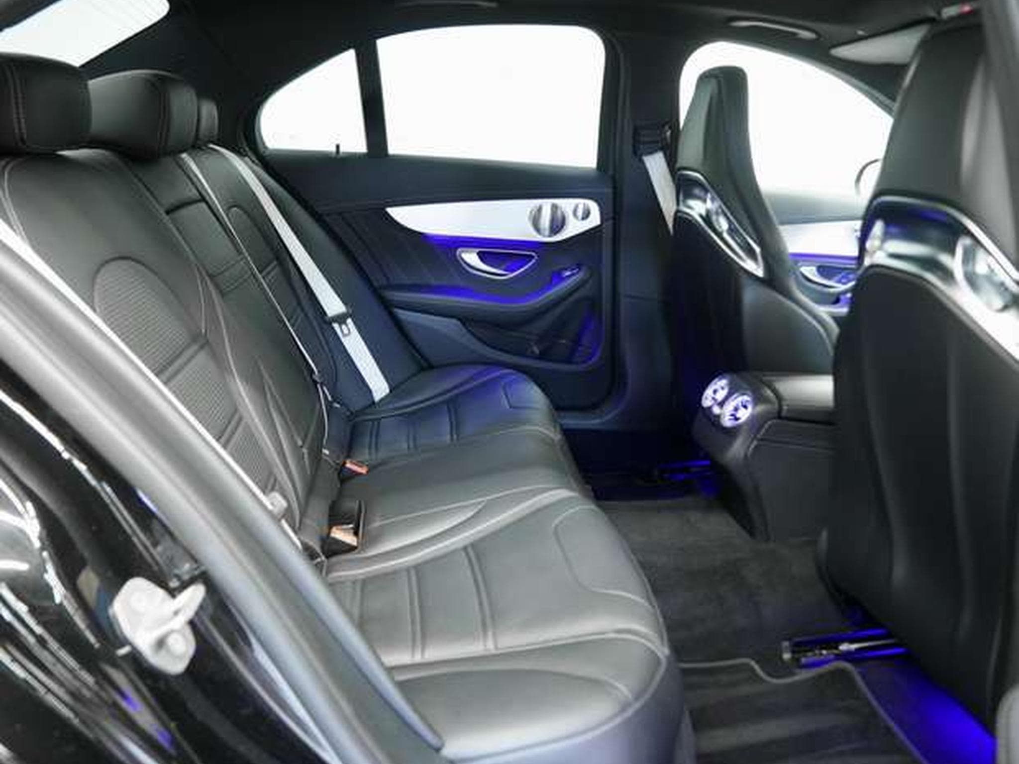 Mercedes C 63 AMG Limousine *19 *Schale *Pano*Distr.*Kam (2020) - Photo 23