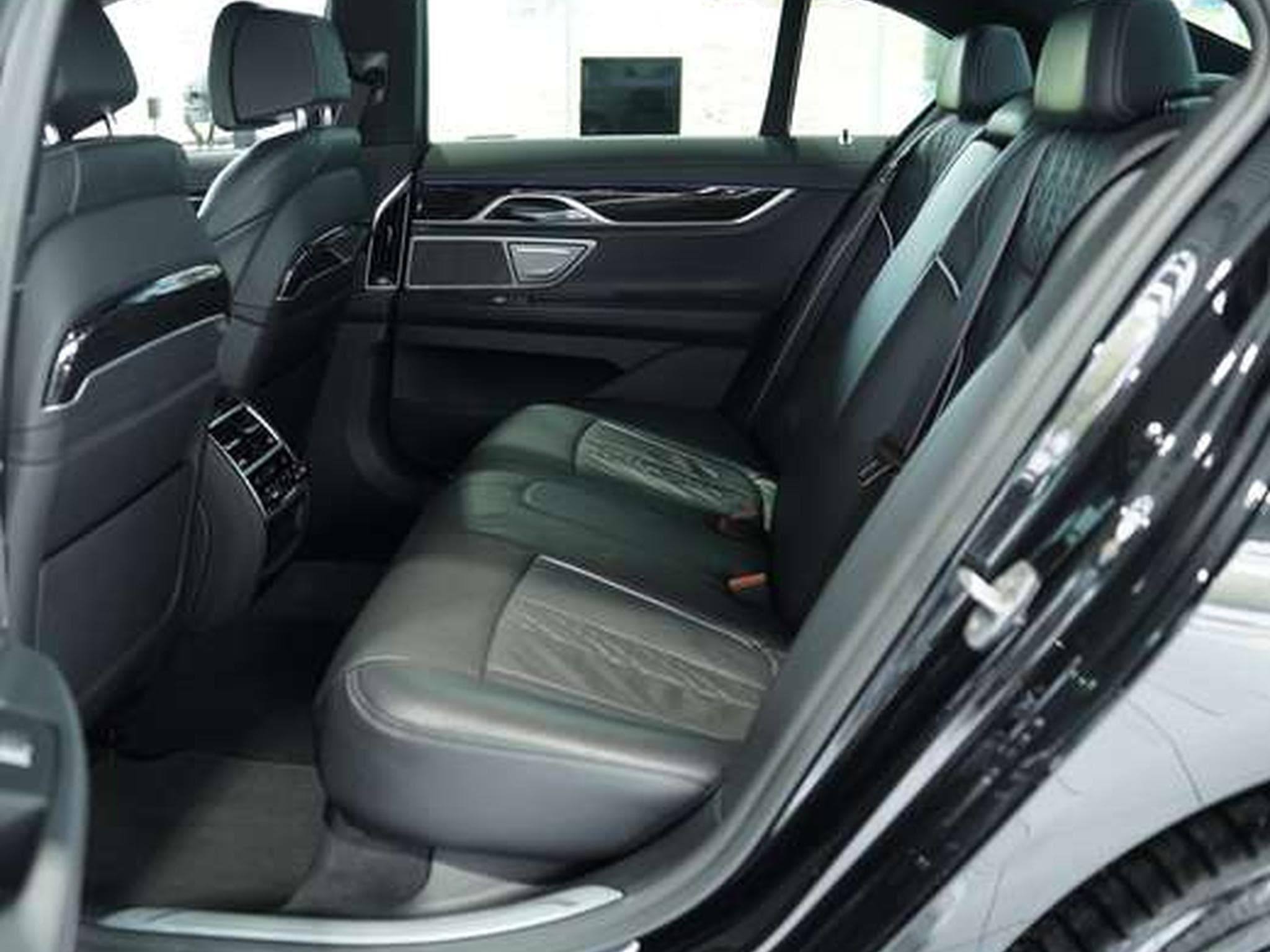 BMW 730 d xD M Sportpaket *20Zoll *H&K *Nappa *H-UP* (2021) - Photo 21