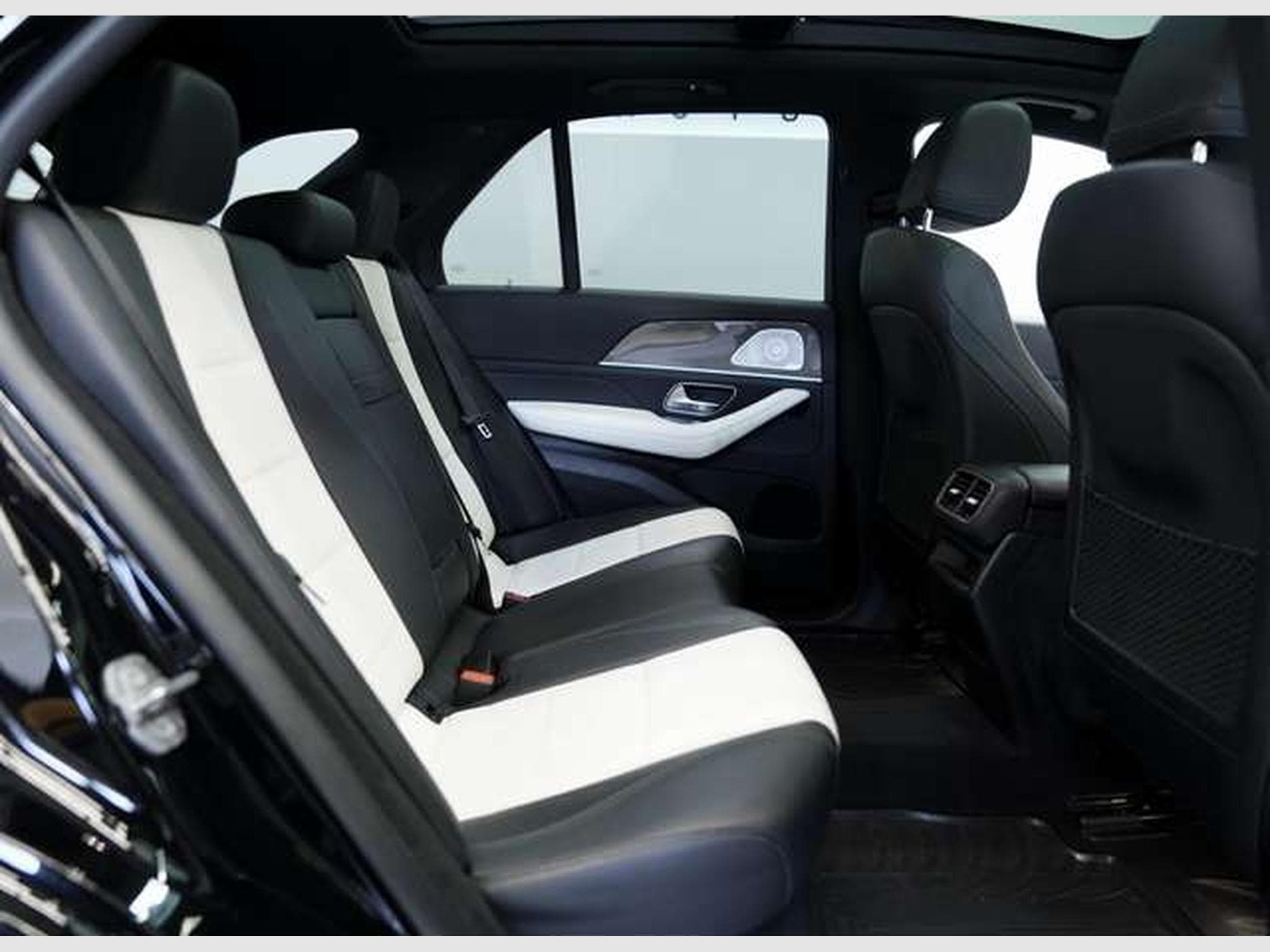 Mercedes GLE 400 d 4M AMG Line *22 *AHK*Pano*LUFT*360° (2019) - Photo 20