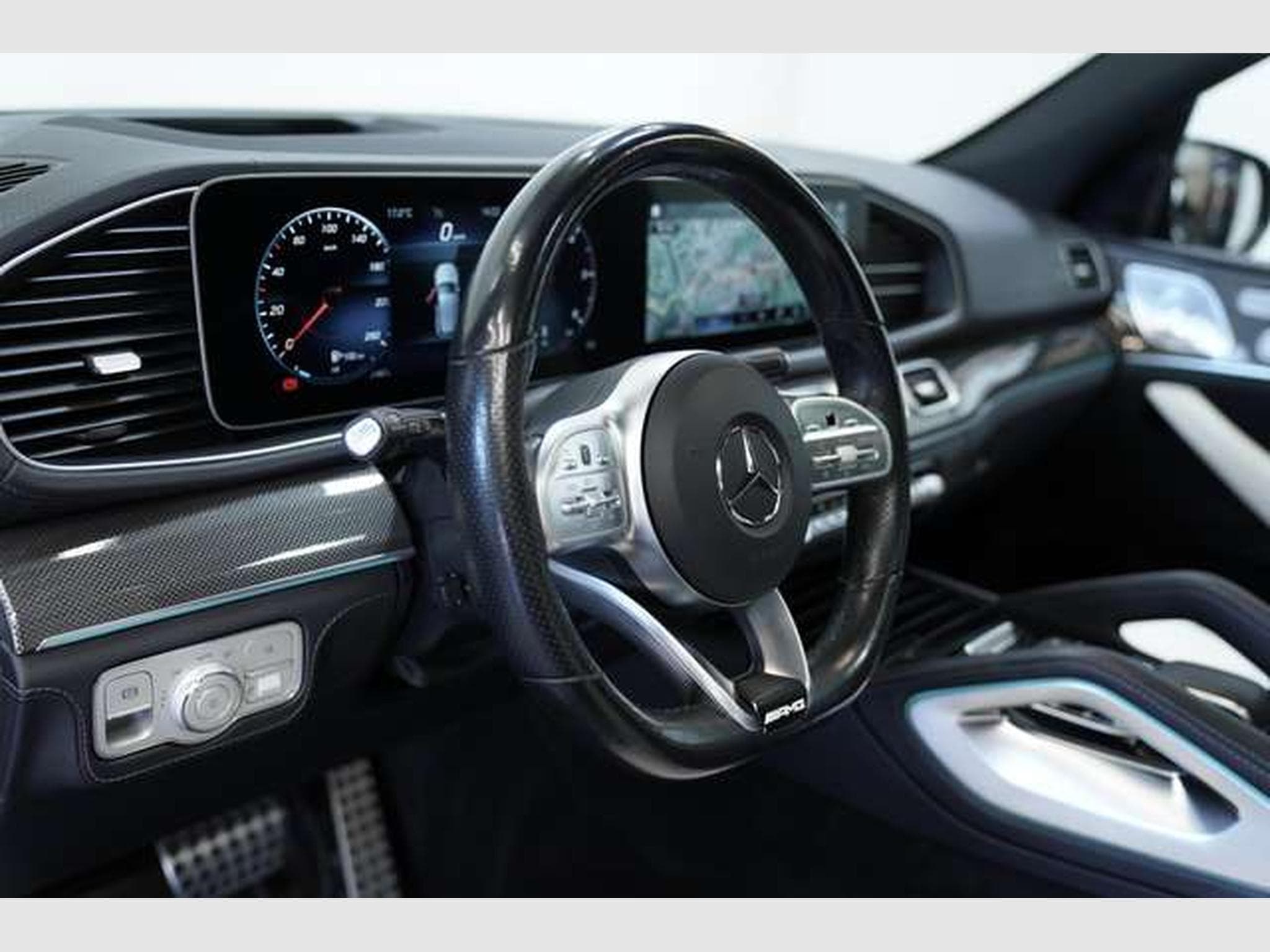 Mercedes GLE 400 d 4M AMG Line *22 *AHK*Pano*LUFT*360° (2019) - Photo 23