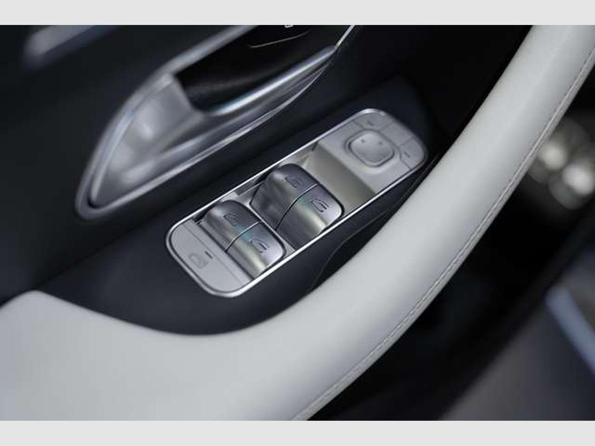 Mercedes GLE 400 d 4M AMG Line *22 *AHK*Pano*LUFT*360° (2019) - Photo 26