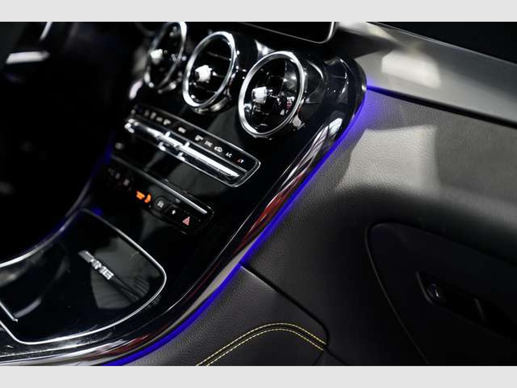 Mercedes GLC 63 AMG 4M *Distr. *Memory *AHK *Pano *360° (2019) - Photo 24