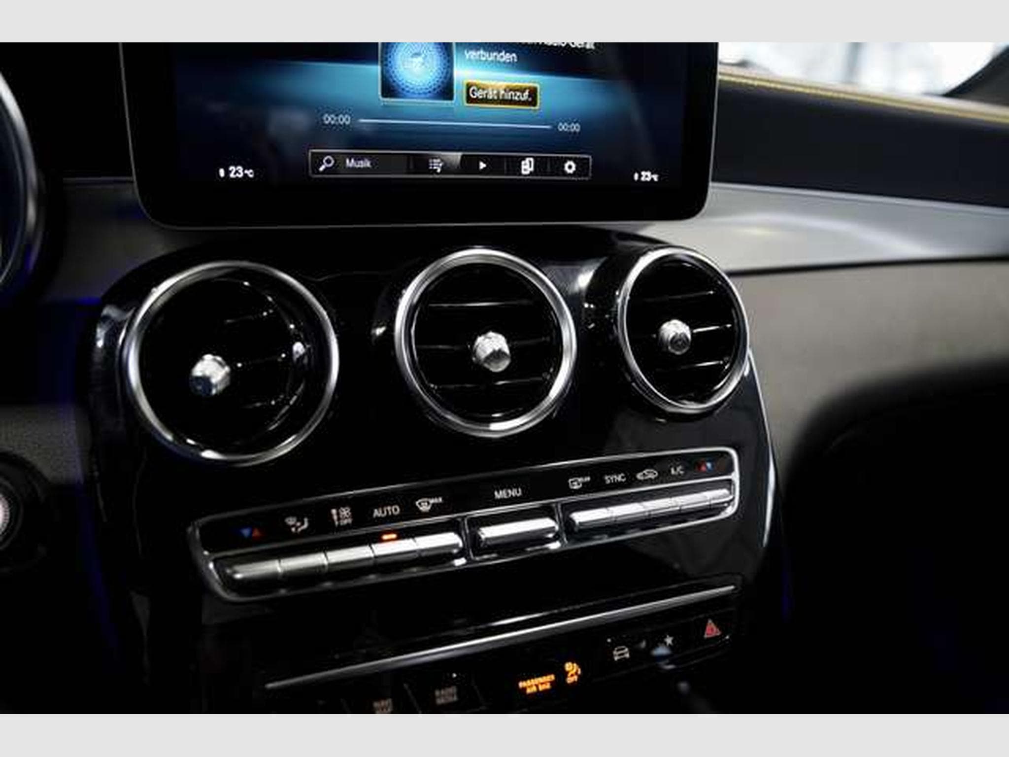 Mercedes GLC 63 AMG 4M *Distr. *Memory *AHK *Pano *360° (2019) - Photo 32