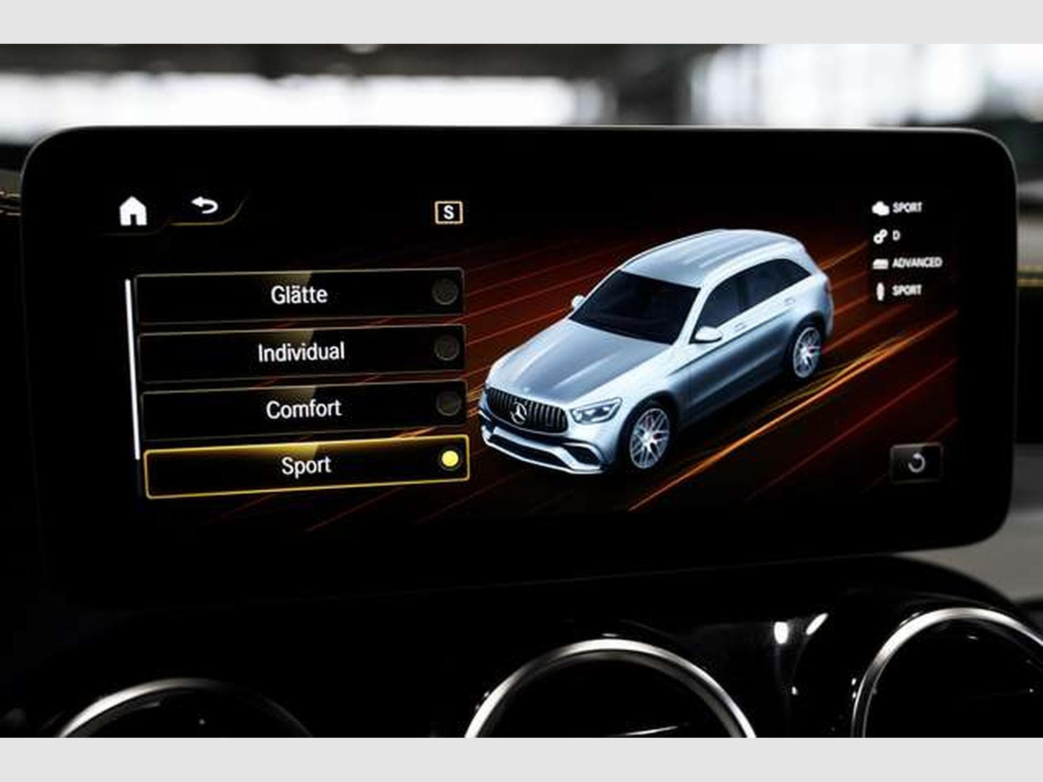 Mercedes GLC 63 AMG 4M *Distr. *Memory *AHK *Pano *360° (2019) - Photo 40