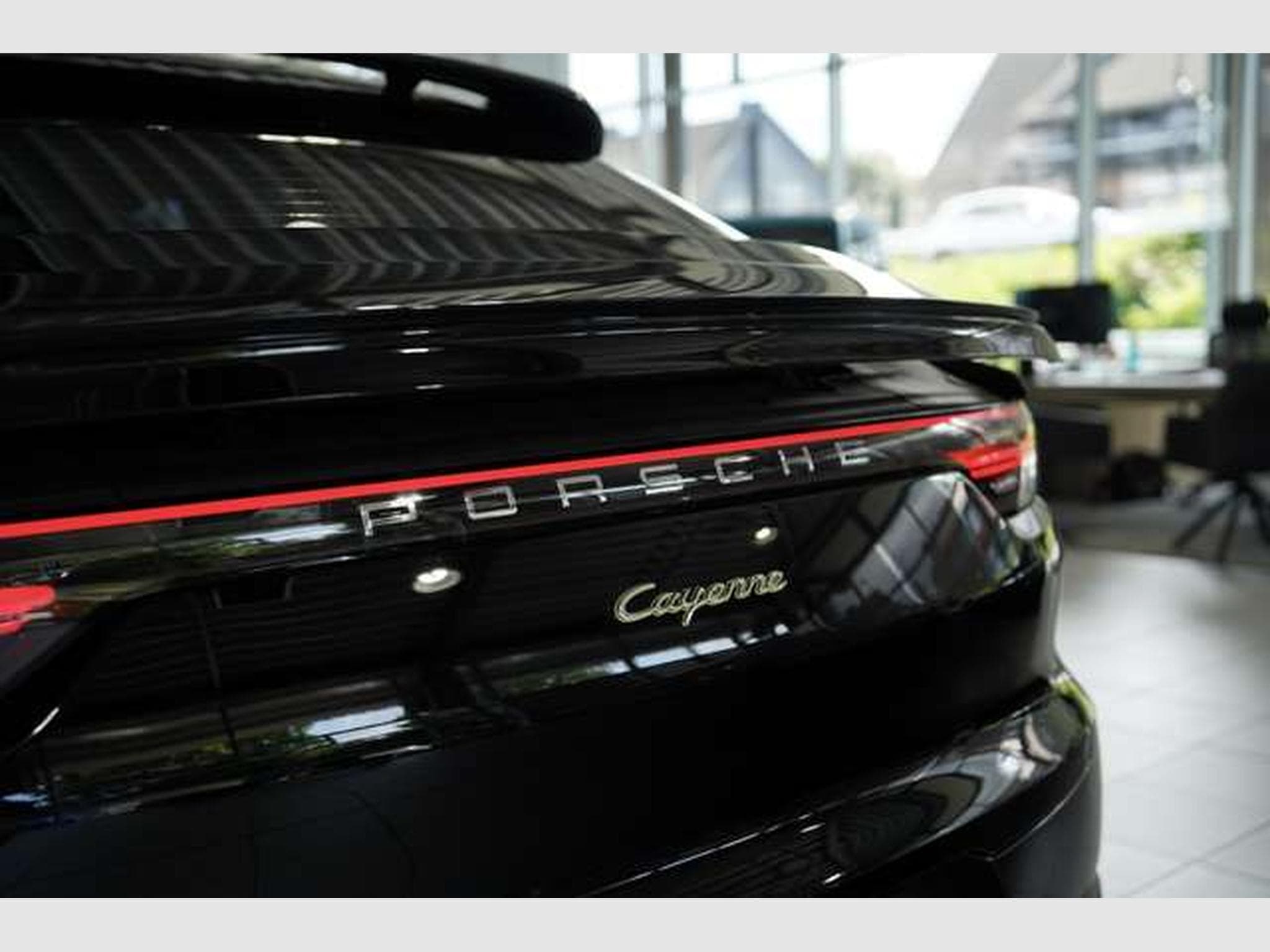 Porsche Cayenne E-Hybrid *1.H *21 *Chrono *Pano *LUFT (2020) - Photo 12