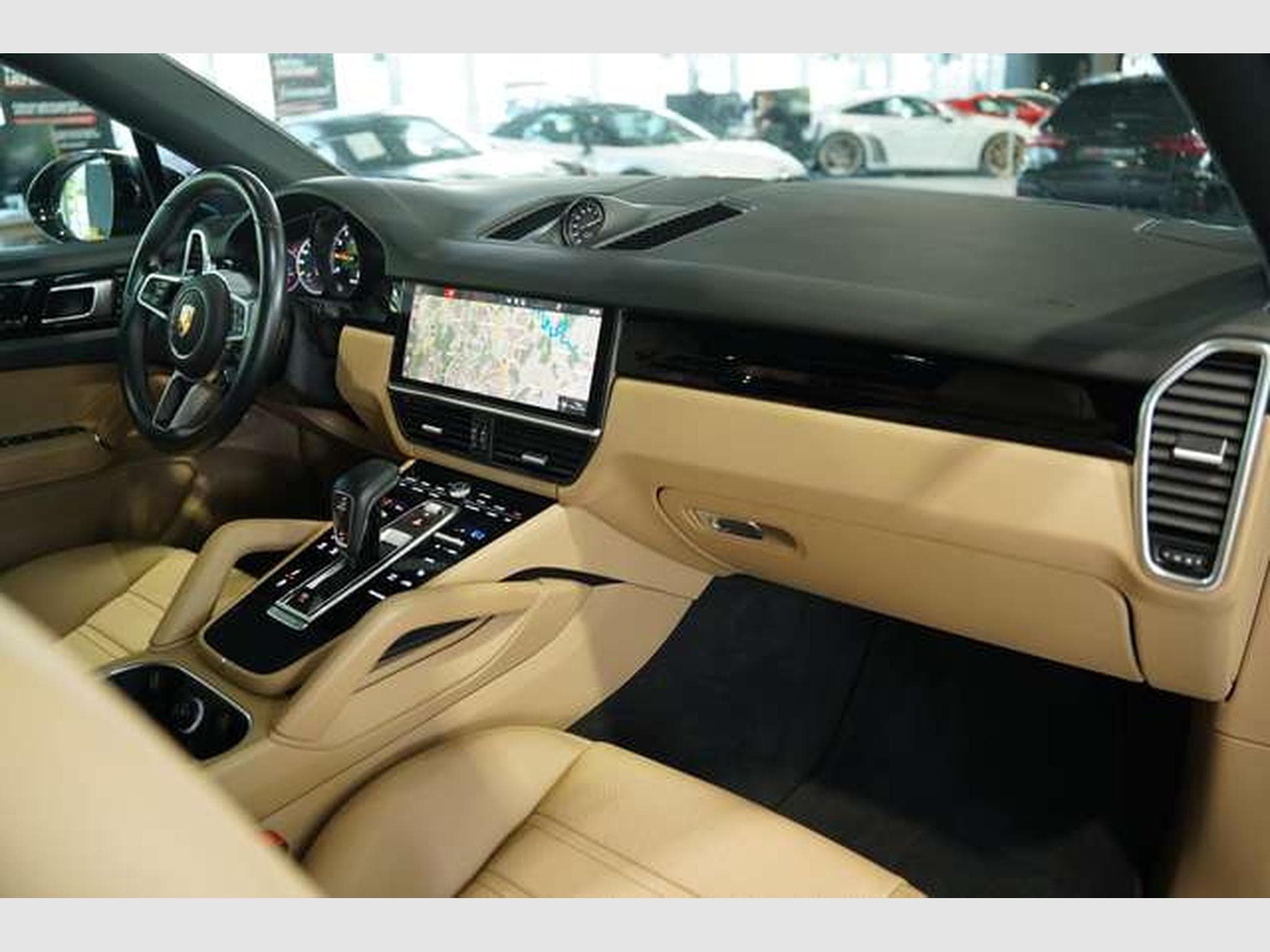 Porsche Cayenne E-Hybrid *1.H *21 *Chrono *Pano *LUFT (2020) - Photo 18