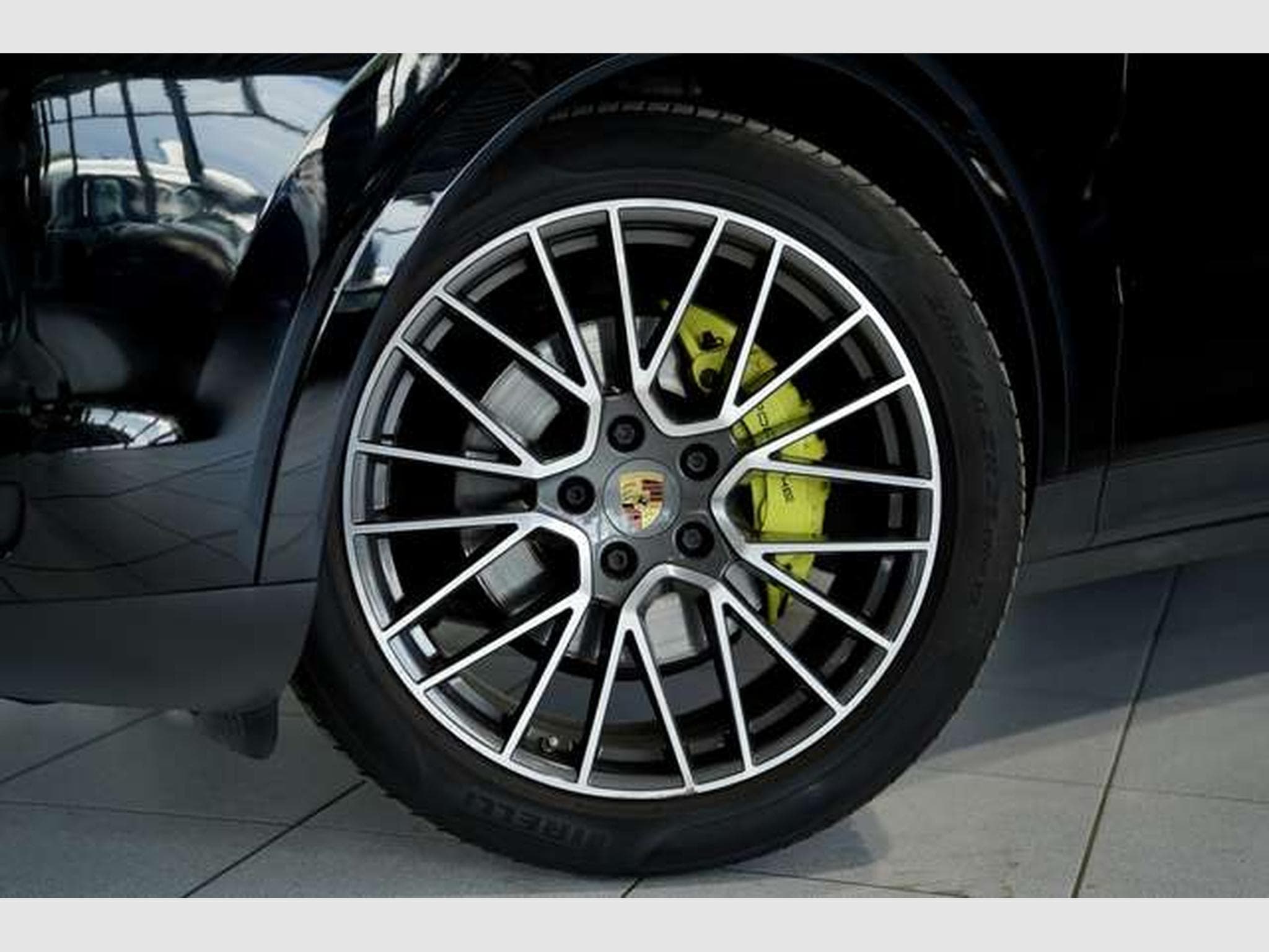 Porsche Cayenne E-Hybrid *1.H *21 *Chrono *Pano *LUFT (2020) - Photo 3