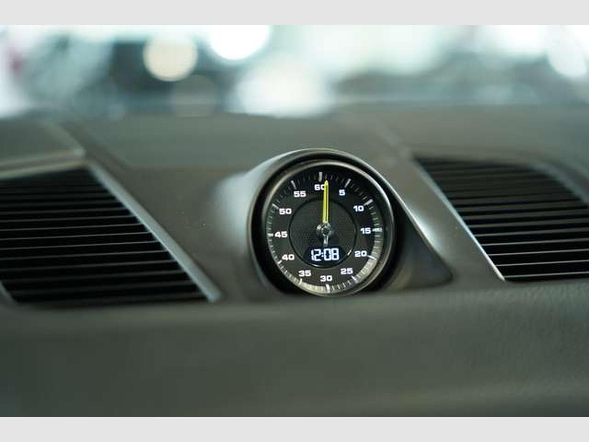 Porsche Cayenne E-Hybrid *1.H *21 *Chrono *Pano *LUFT (2020) - Photo 37