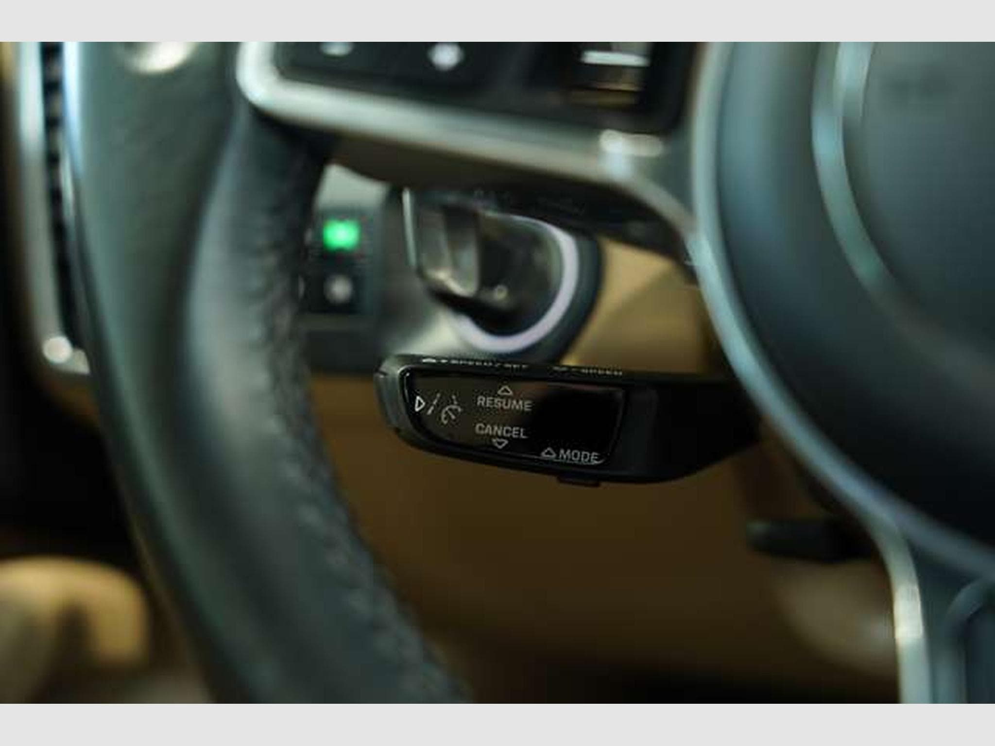 Porsche Cayenne E-Hybrid *1.H *21 *Chrono *Pano *LUFT (2020) - Photo 43