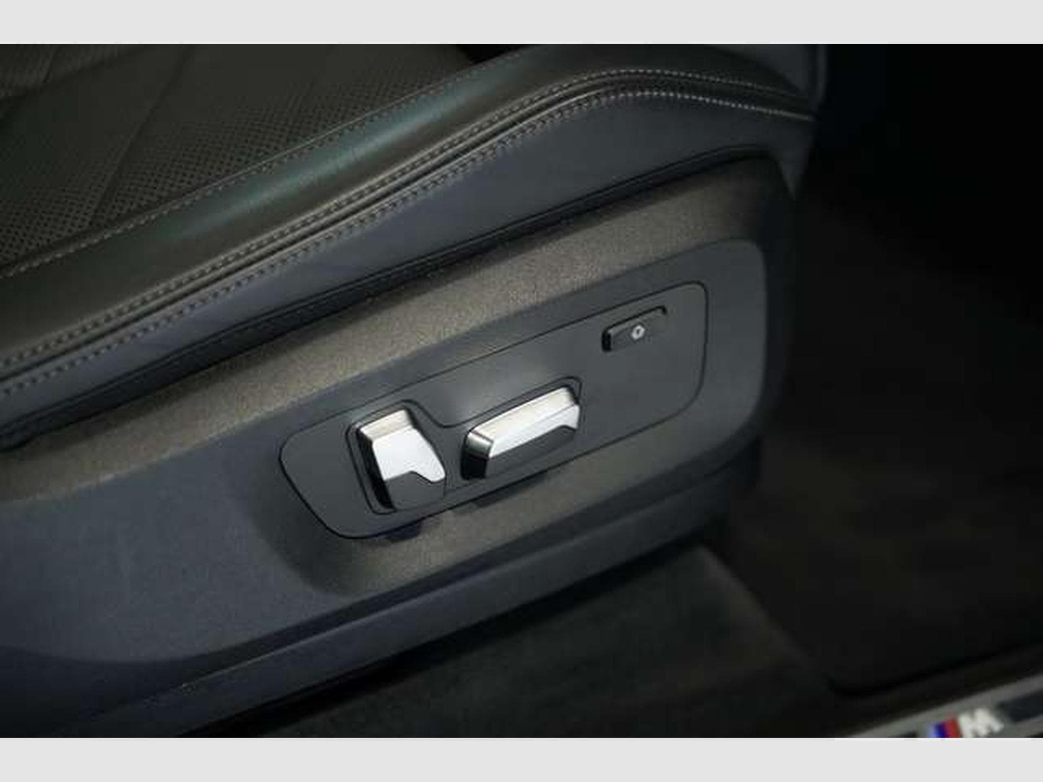 BMW X5 xD 30 d M Sport *2.H *22 *ACC *Pano *AHK (2023) - Photo 16