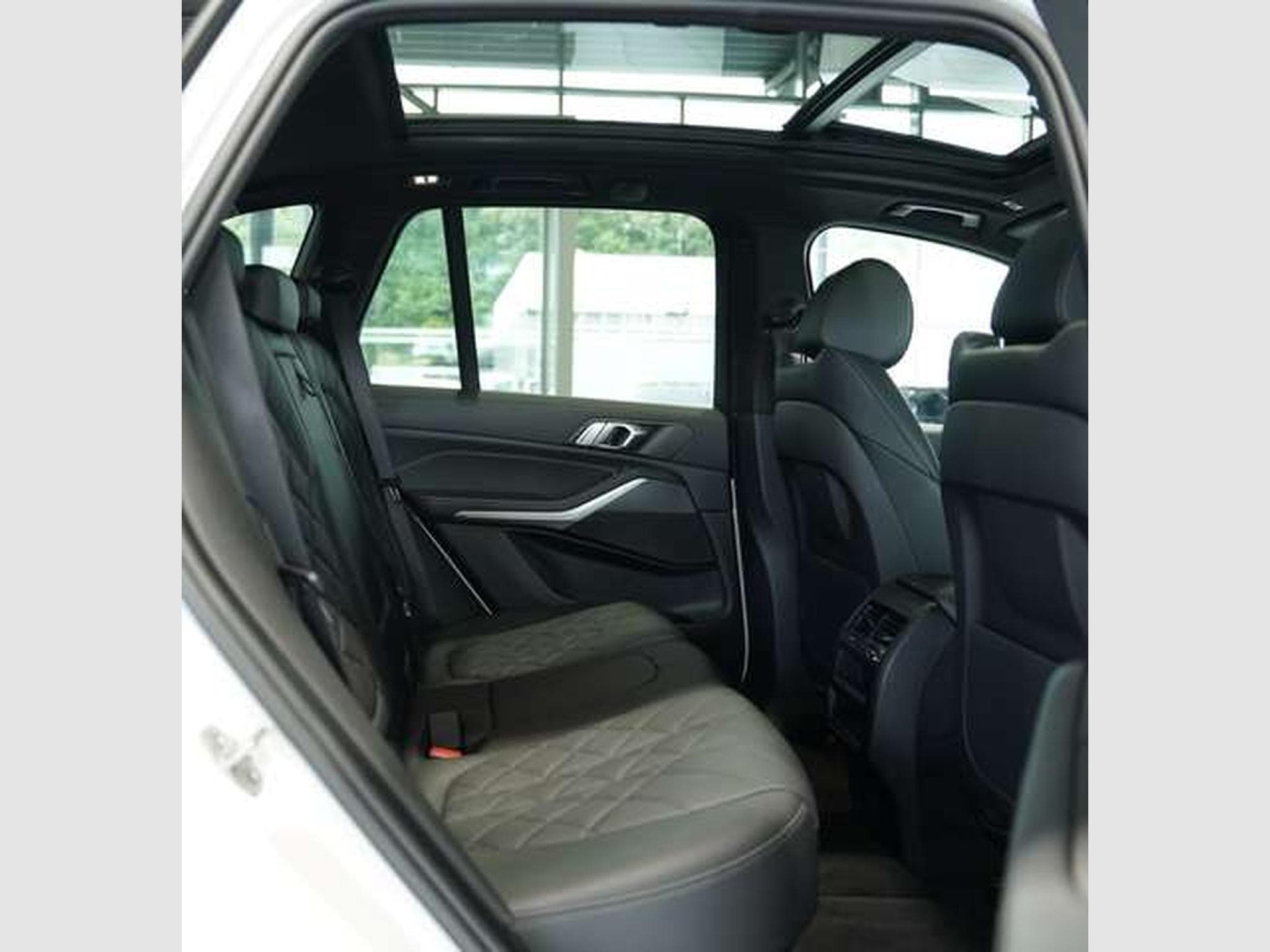 BMW X5 xD 30 d M Sport *2.H *22 *ACC *Pano *AHK (2023) - Photo 17
