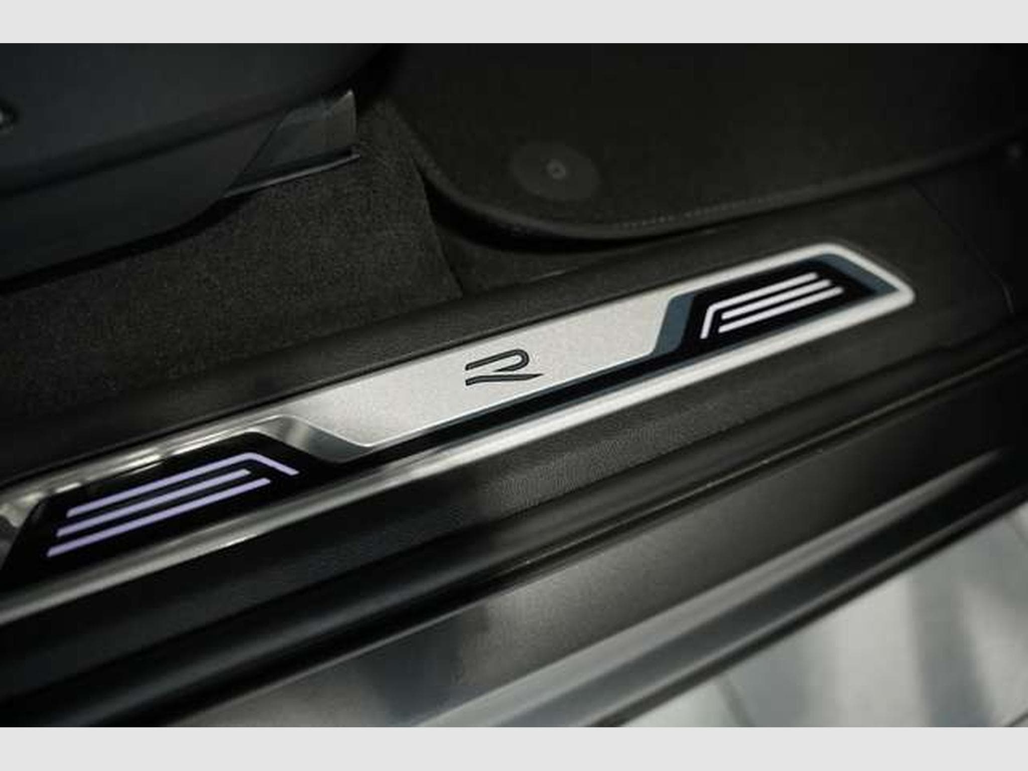 VW Touareg 3.0 TDI 4M R line *1.H *21 *ACC *H-UP (2023) - Photo 18