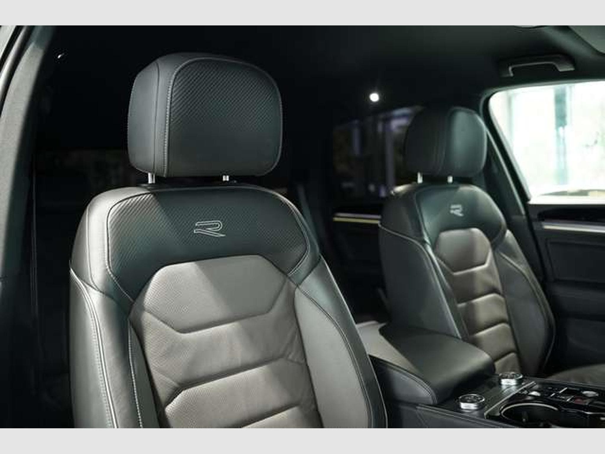 VW Touareg 3.0 TDI 4M R line *1.H *21 *ACC *H-UP (2023) - Photo 19