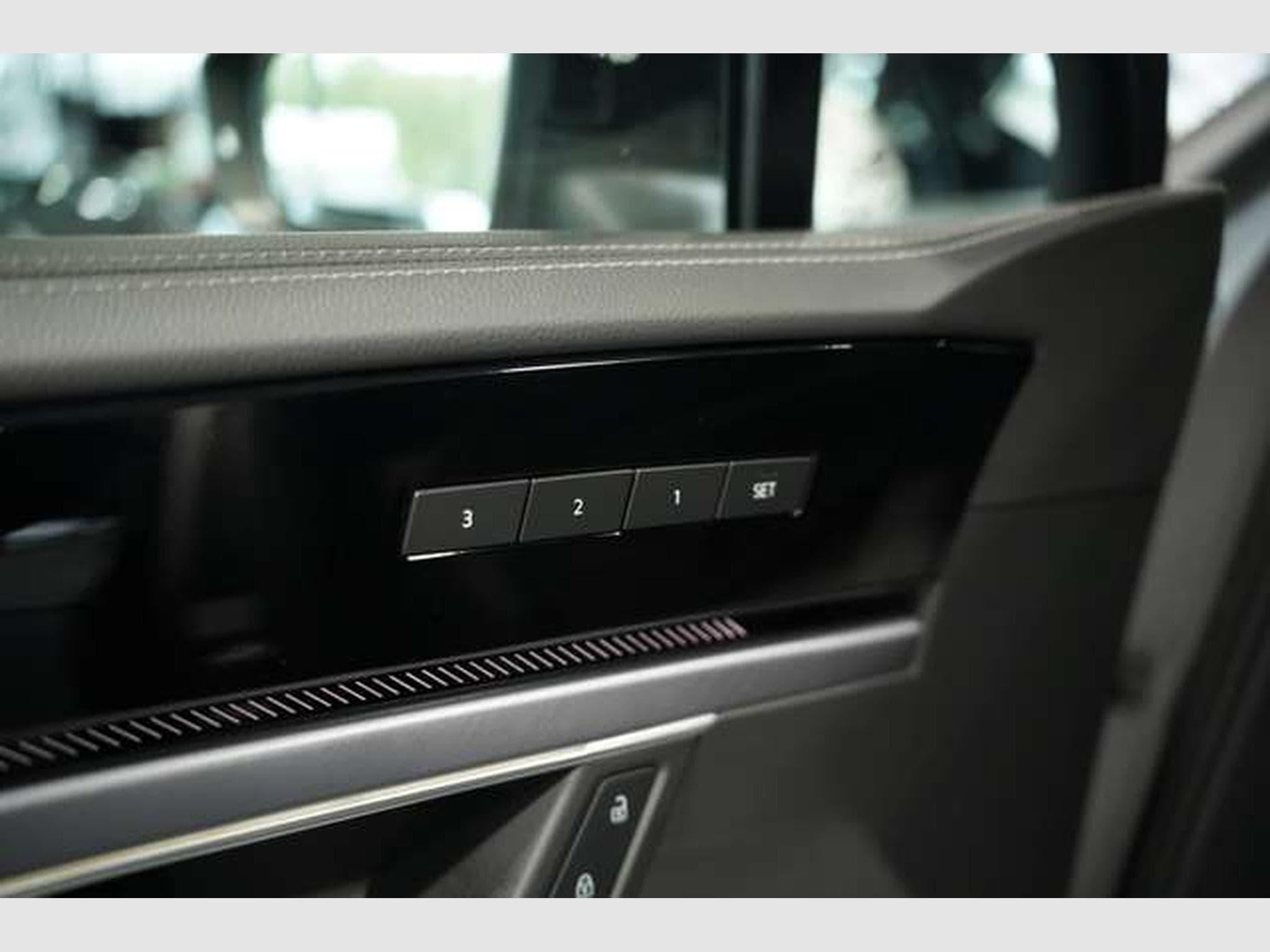 VW Touareg 3.0 TDI 4M R line *1.H *21 *ACC *H-UP (2023) - Photo 28