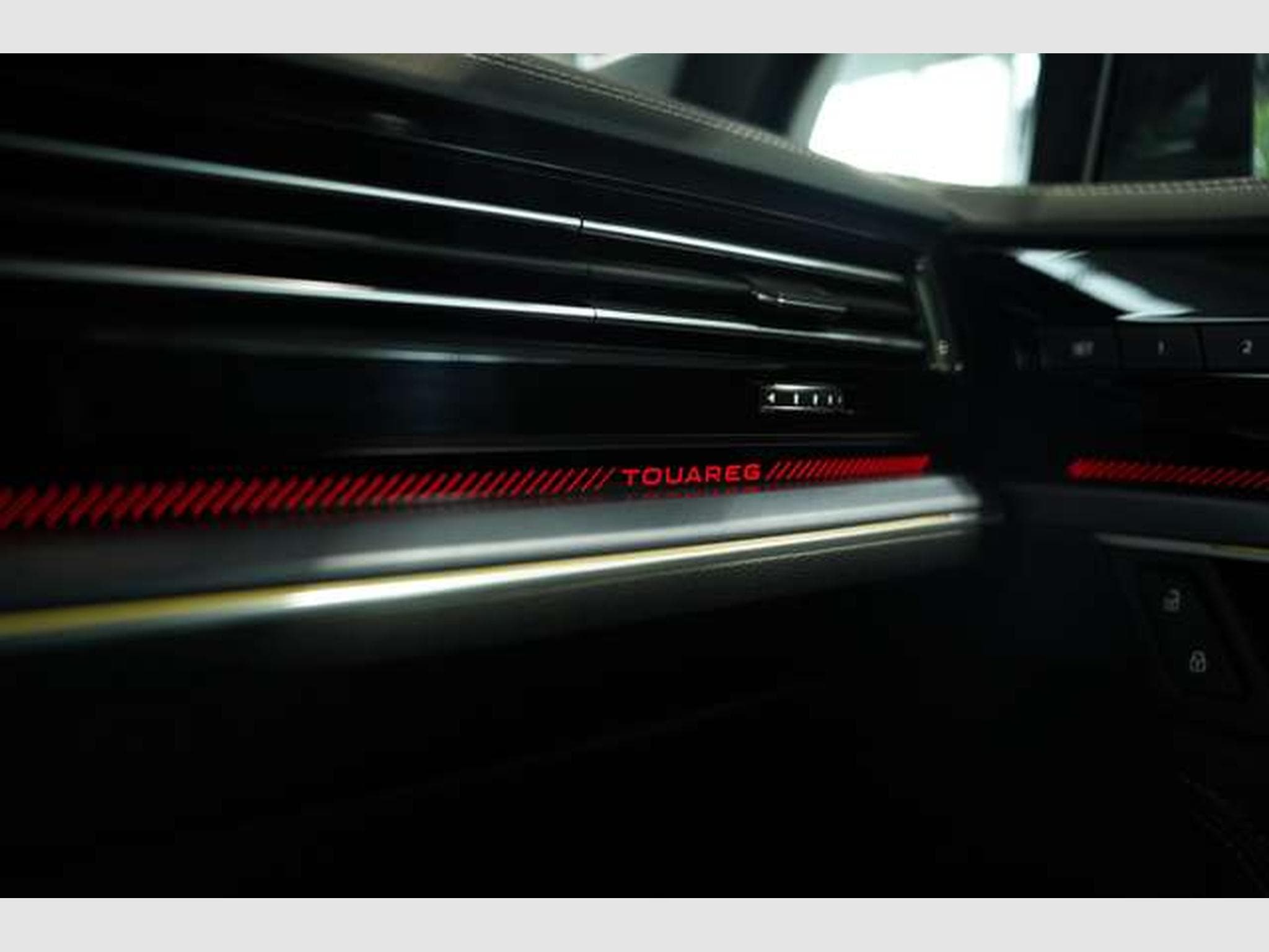 VW Touareg 3.0 TDI 4M R line *1.H *21 *ACC *H-UP (2023) - Photo 39