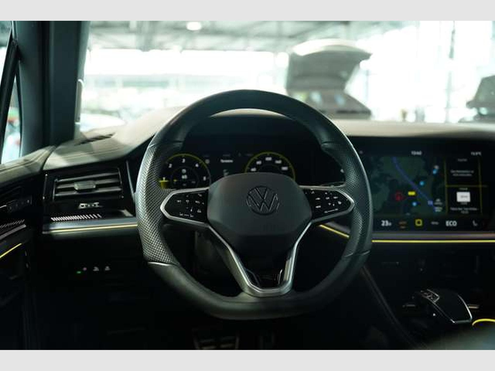 VW Touareg 3.0 TDI 4M R line *1.H *21 *ACC *H-UP (2023) - Photo 45